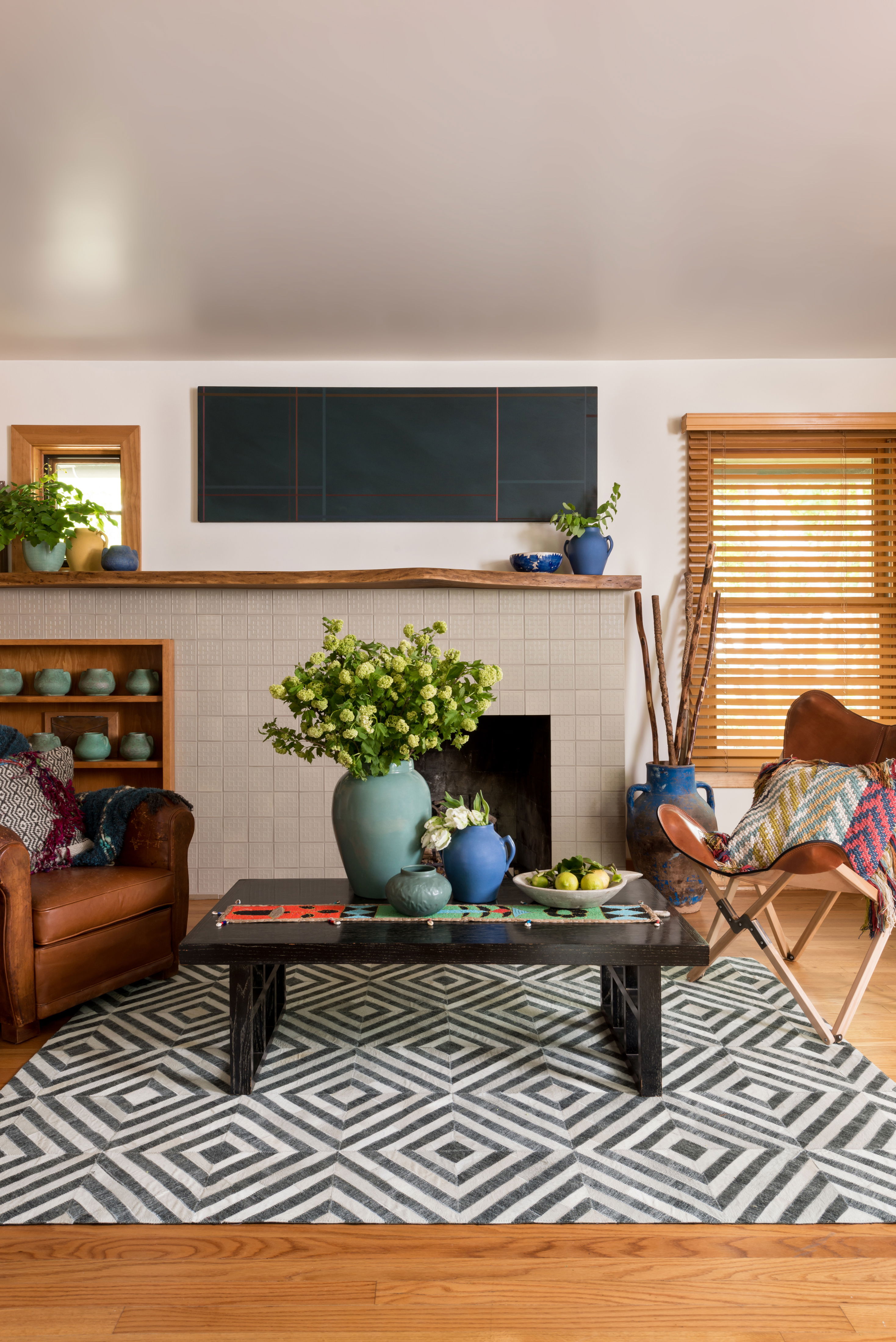 Loloi Dorado Rug, 2'6" length x 8' width View 2