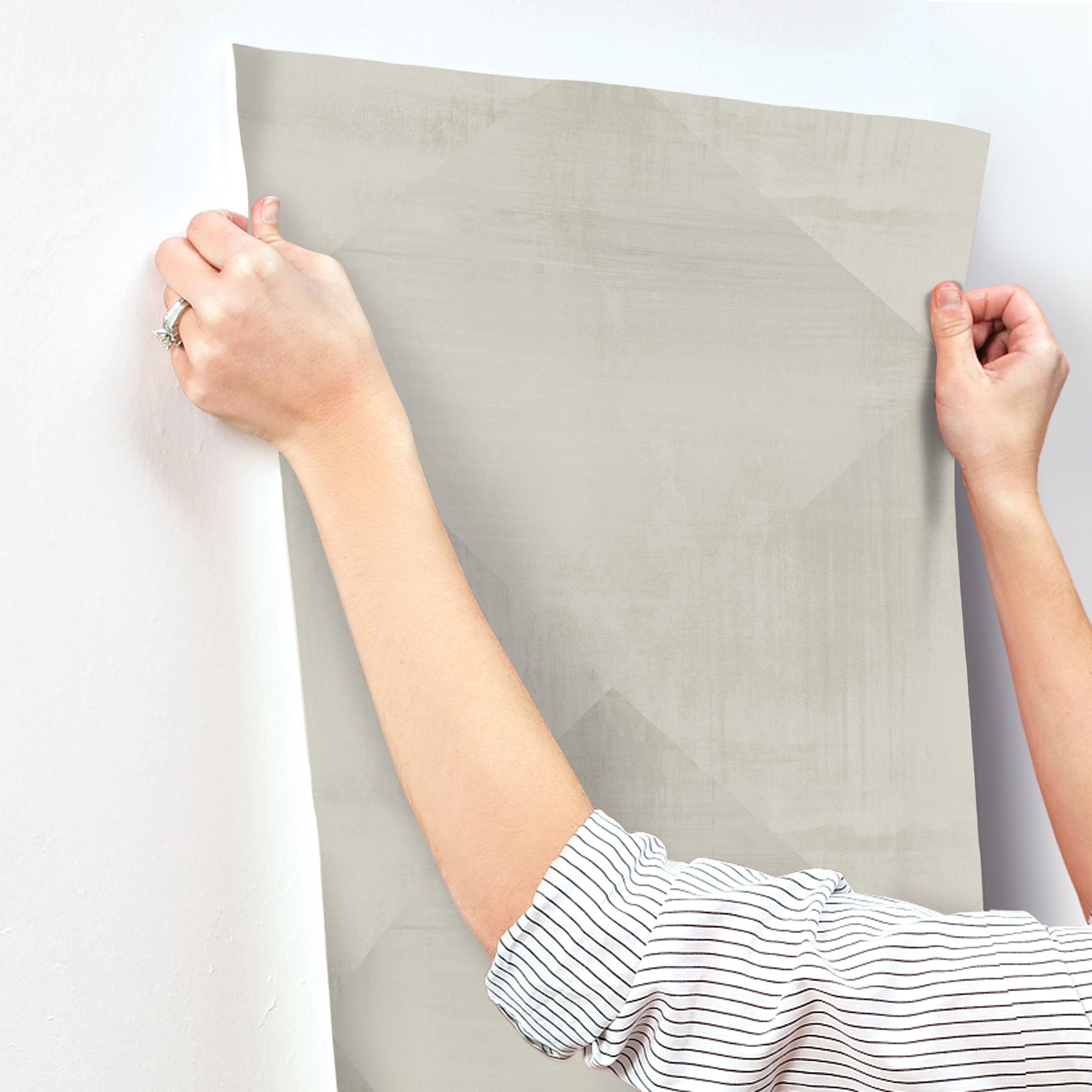 In Clay Brown Wallpaper large image 