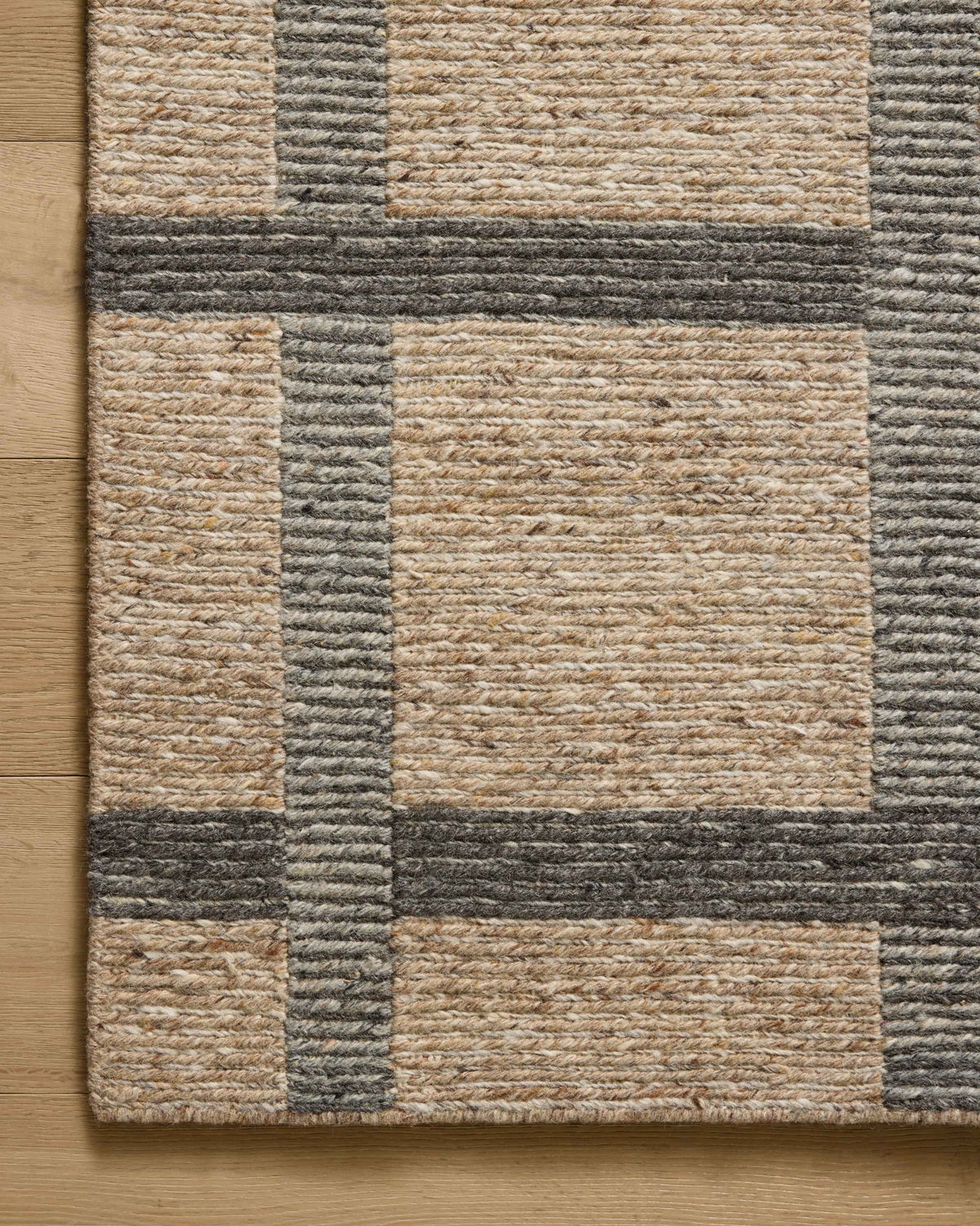 Jeremiah Brent x Loloi Perry Rug, 1'6" length x 1'6" width View 4