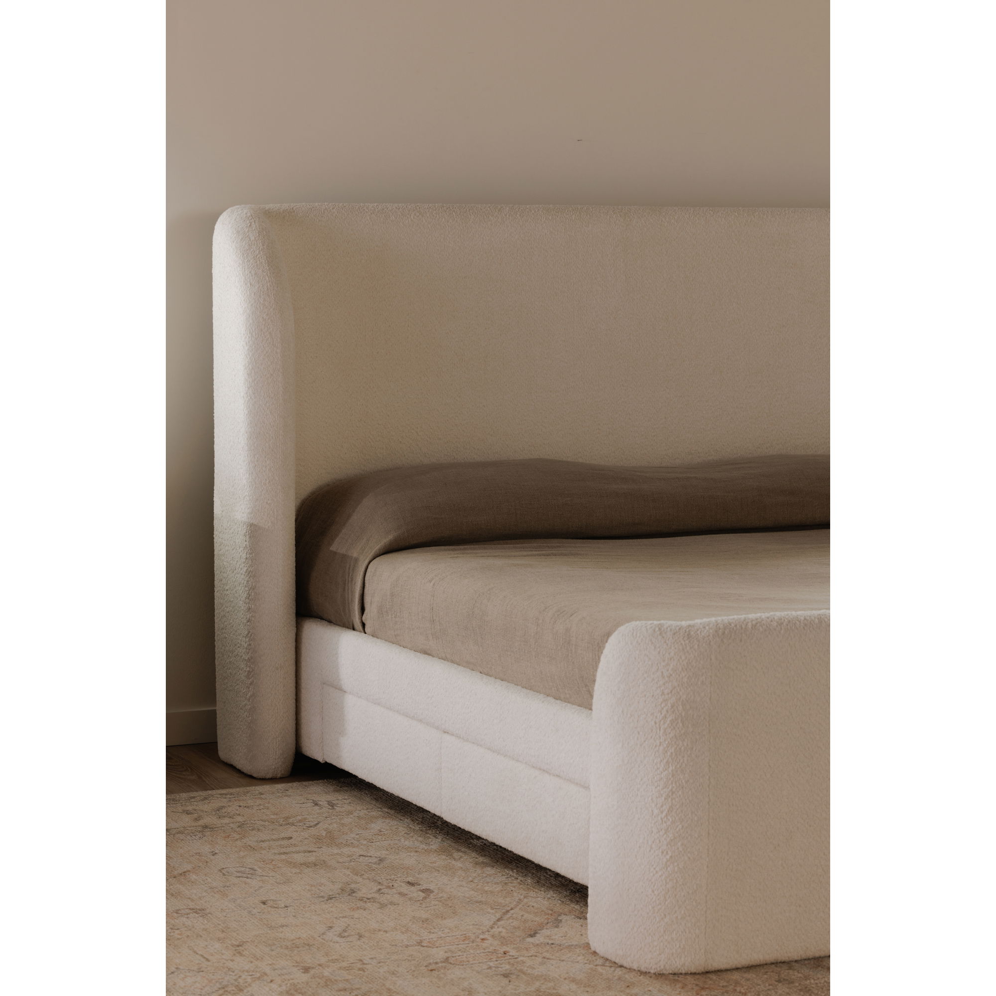 Sophia King Storage Bed Cream large image 