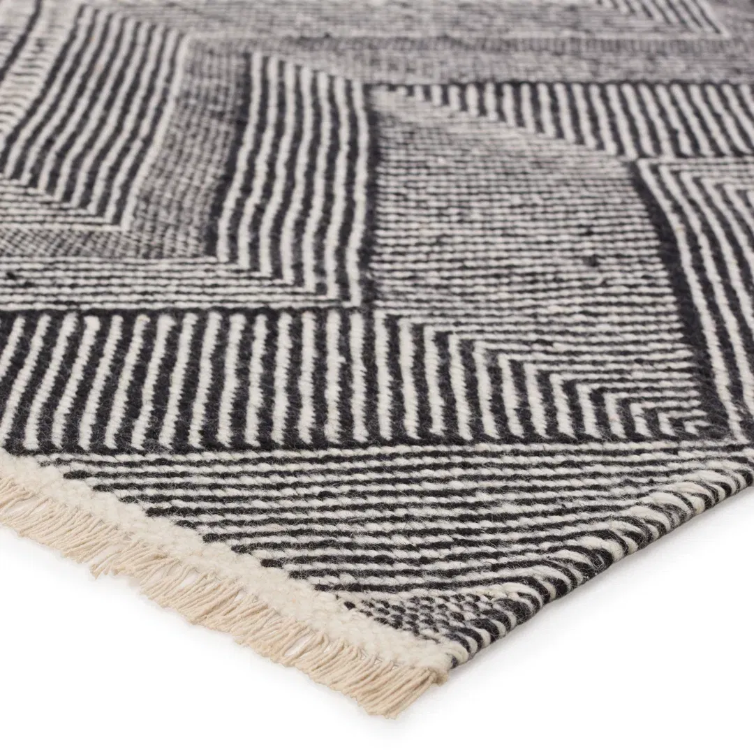 Galexia Handmade Tribal Black/ Cream Area Rug (8'X10') large image 