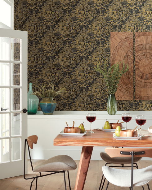 Chinoiserie Black & Gold Wallpaper