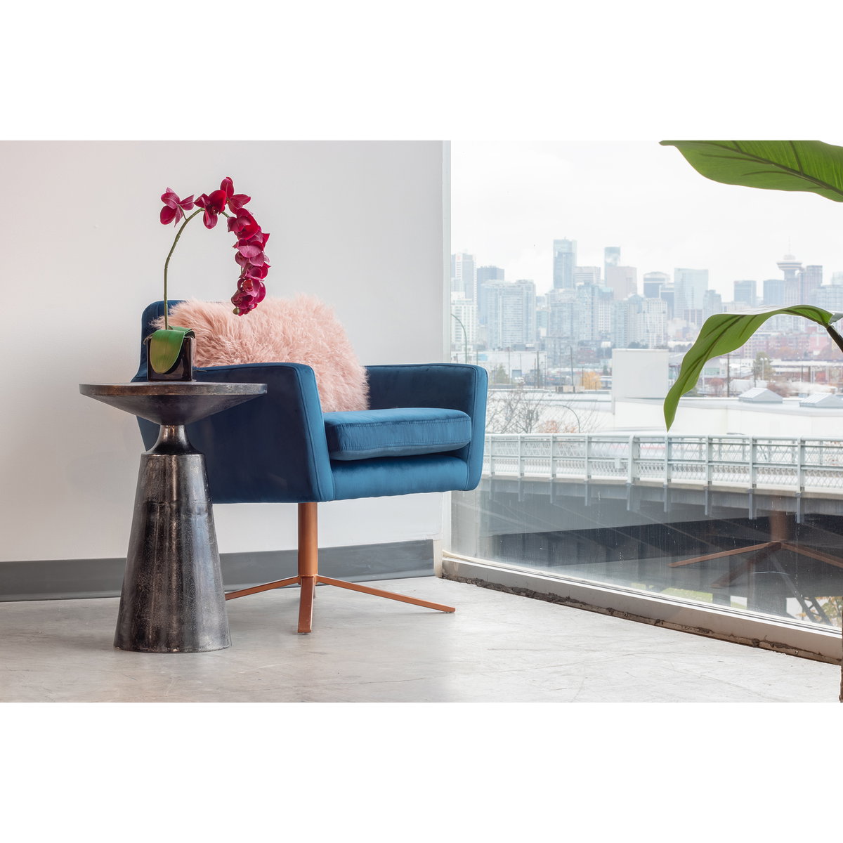 Sonja Accent Table Charcoal Grey, Side & End Table by Moe's Home, 15.5" width x 22" height x 15.5" depth View 4
