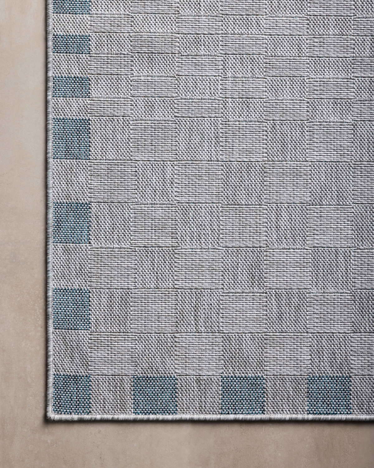 Amber Lewis x Loloi Topanga Rug, 1'6" length x 1'6" width View 5