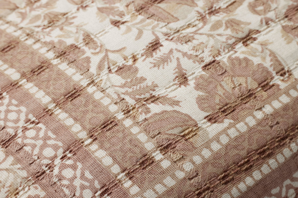 Loloi Pillows Pillow, Decorative Pillow, 13" length x 21" width View 6
