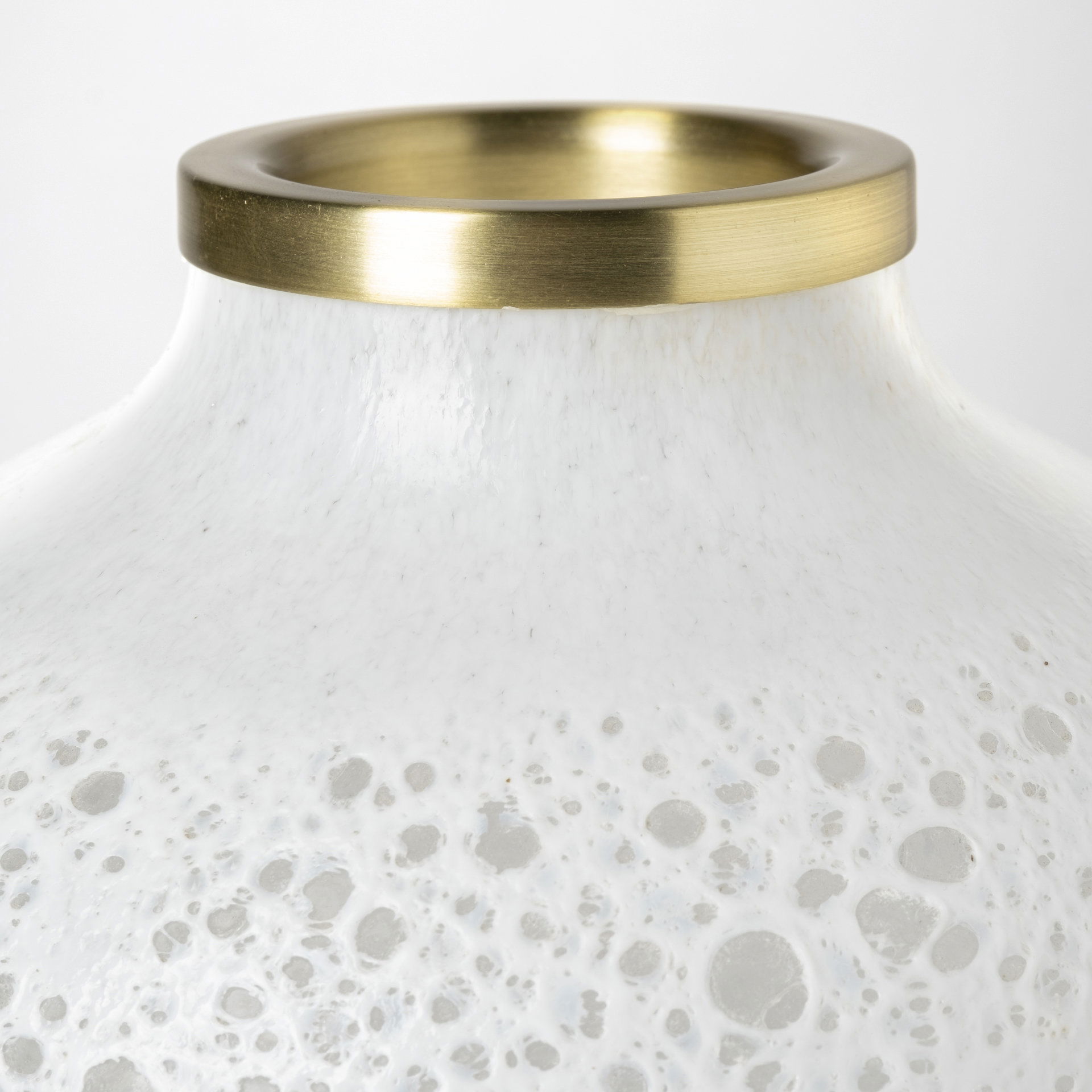 Pearl Short White Gold Rim Glass Vase large image 