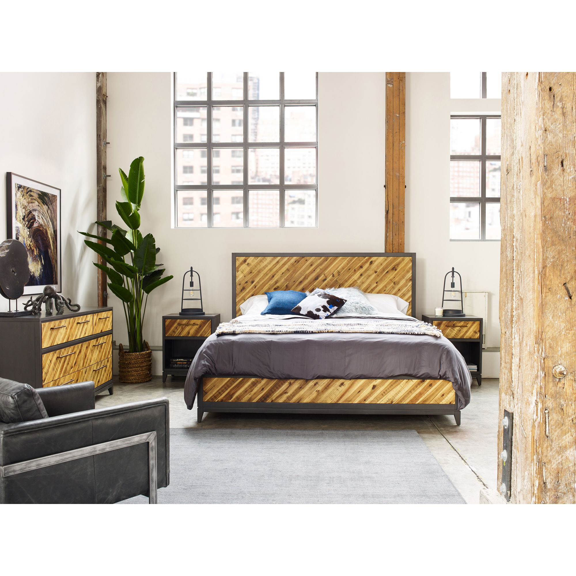 Luxley Club Chair Black, Accent Chair by Moe's Home, 27" width x 30" height x 31" depth View 6