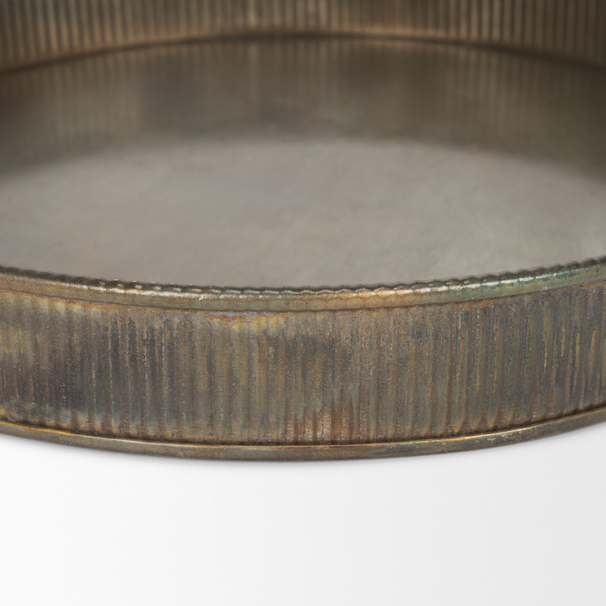 Varun Round Antiqued Brass Metal Tray (Set of 2), Decorative Tray by Mercana, 18.5" length x 18.5" width x 1.77" height View 8