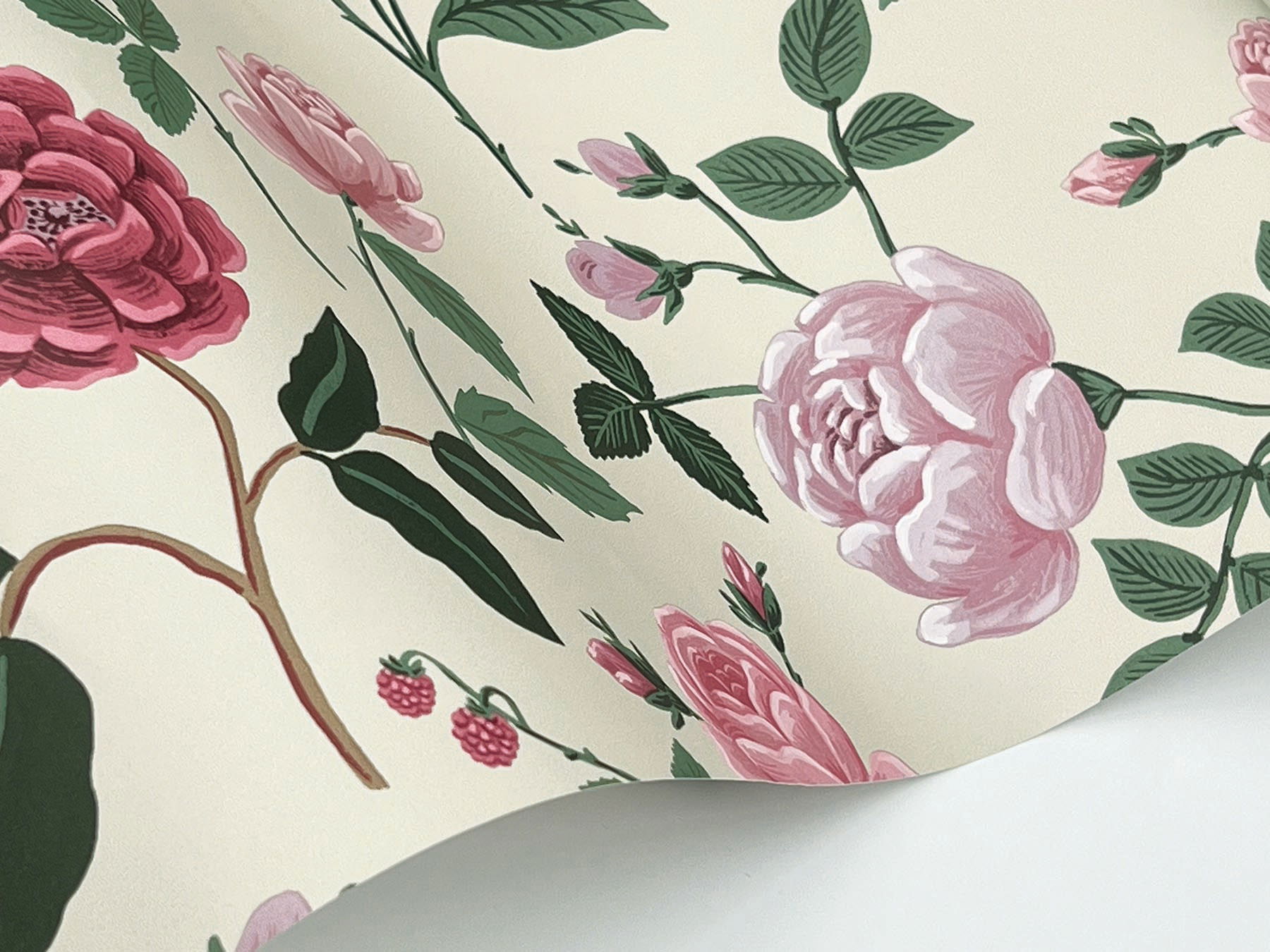 Roses Linen Wallpaper large image 