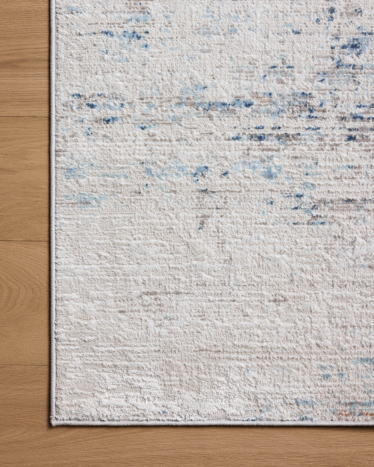 Loloi Townes Rug, 1'6" length x 1'6" width View 5