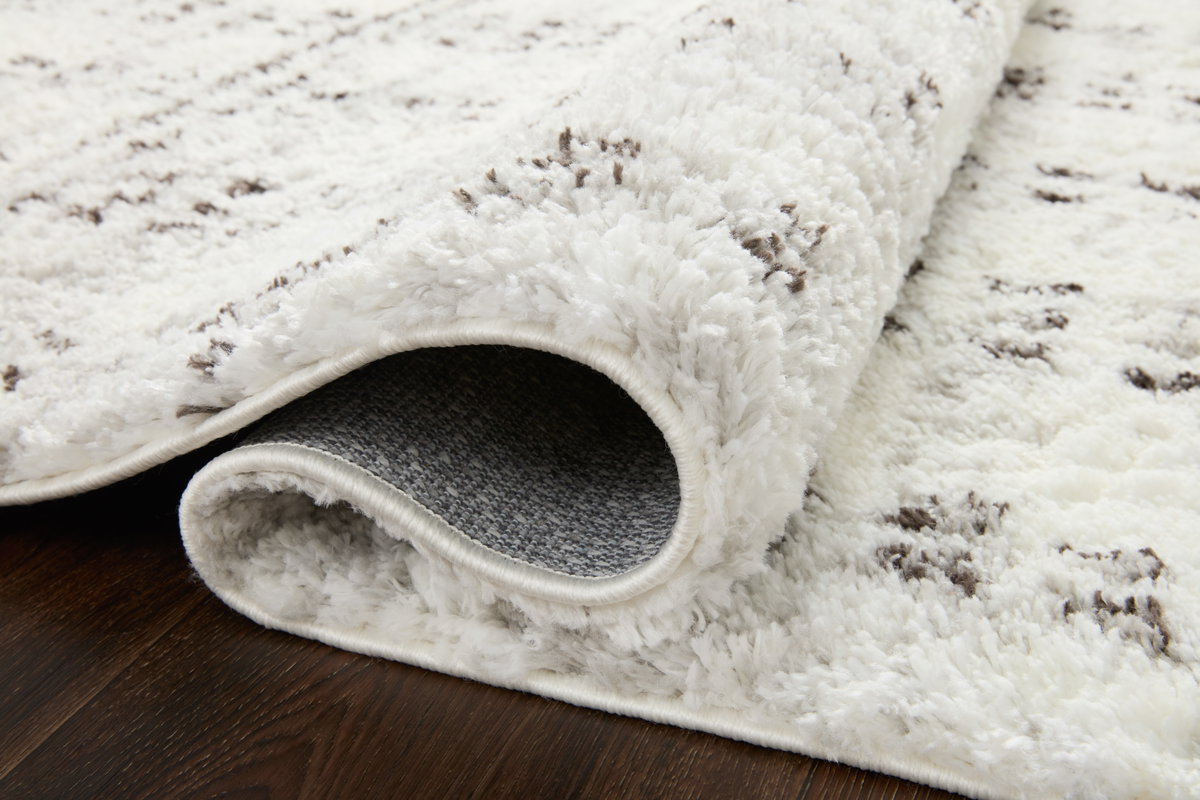 Loloi II Bliss Shag Rug, 3'11" length x 6' width View 5
