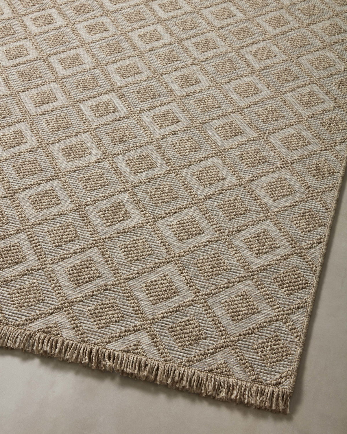 Loloi Dawn Rug, 1'6" length x 1'6" width View 7