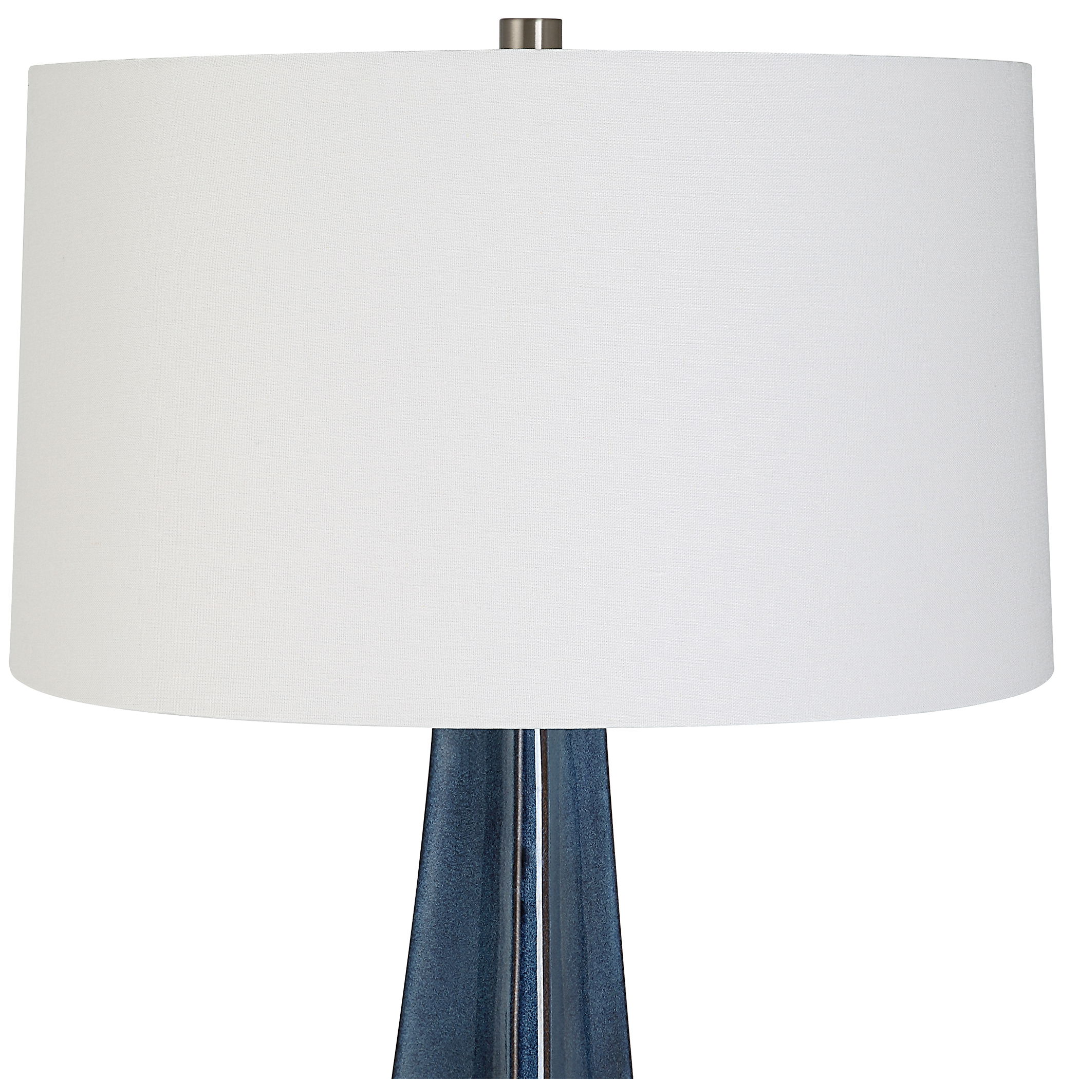 Teramo Scalloped Ceramic Table Lamp large image 