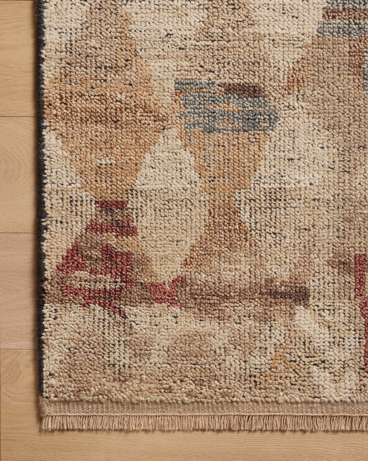 Loloi Granada Rug, 4' length x 6' width View 3