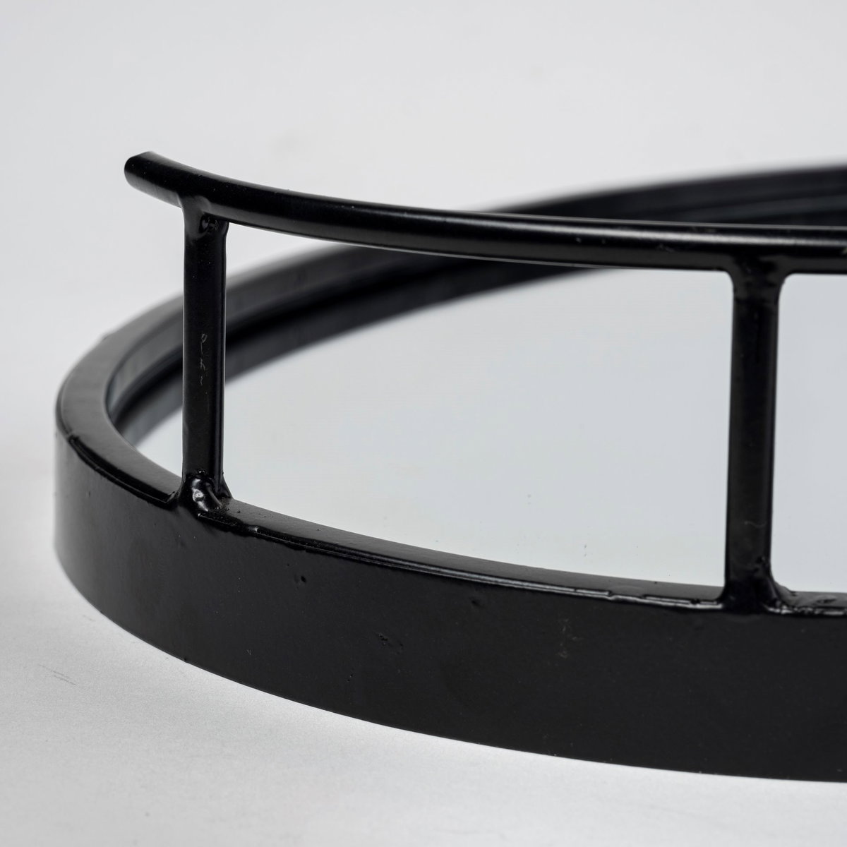 Ansel 20L x 14W Black Metal Mirrored Bottom Oval Serving Tray, Decorative Tray by Mercana, 20.08" length x 13.98" width x 2.87" height View 9