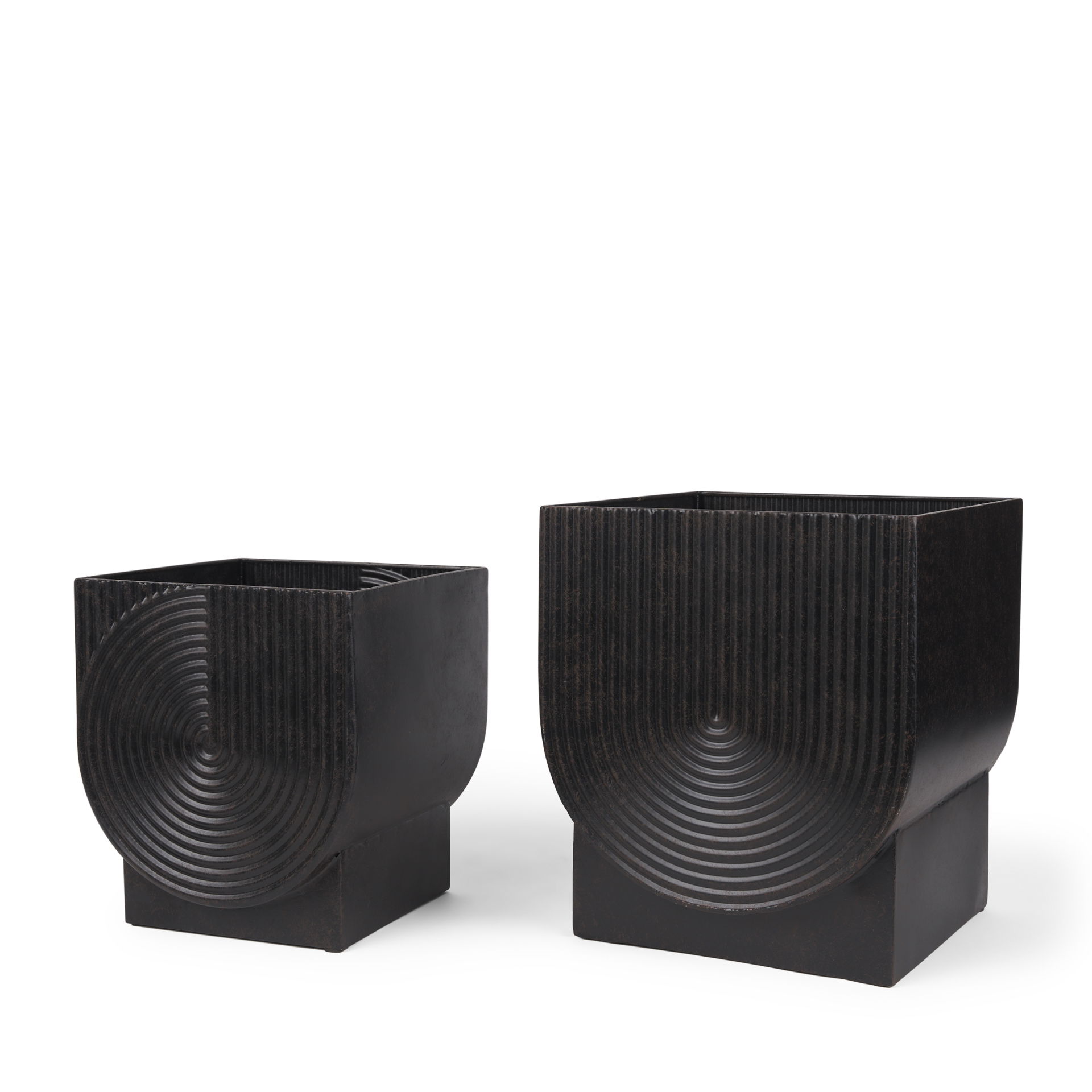 Medina Antiqued Black Metal Planters  (Set of 2), by Mercana, 9.45" length x 9.45" width x 11.02" height View 1
