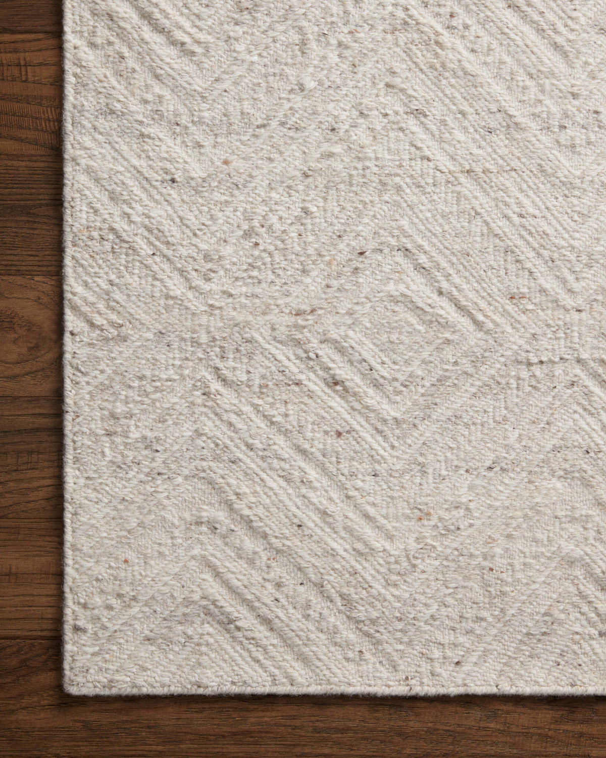 Loloi Raven Rug, 5'6" length x 8'6" width View 3