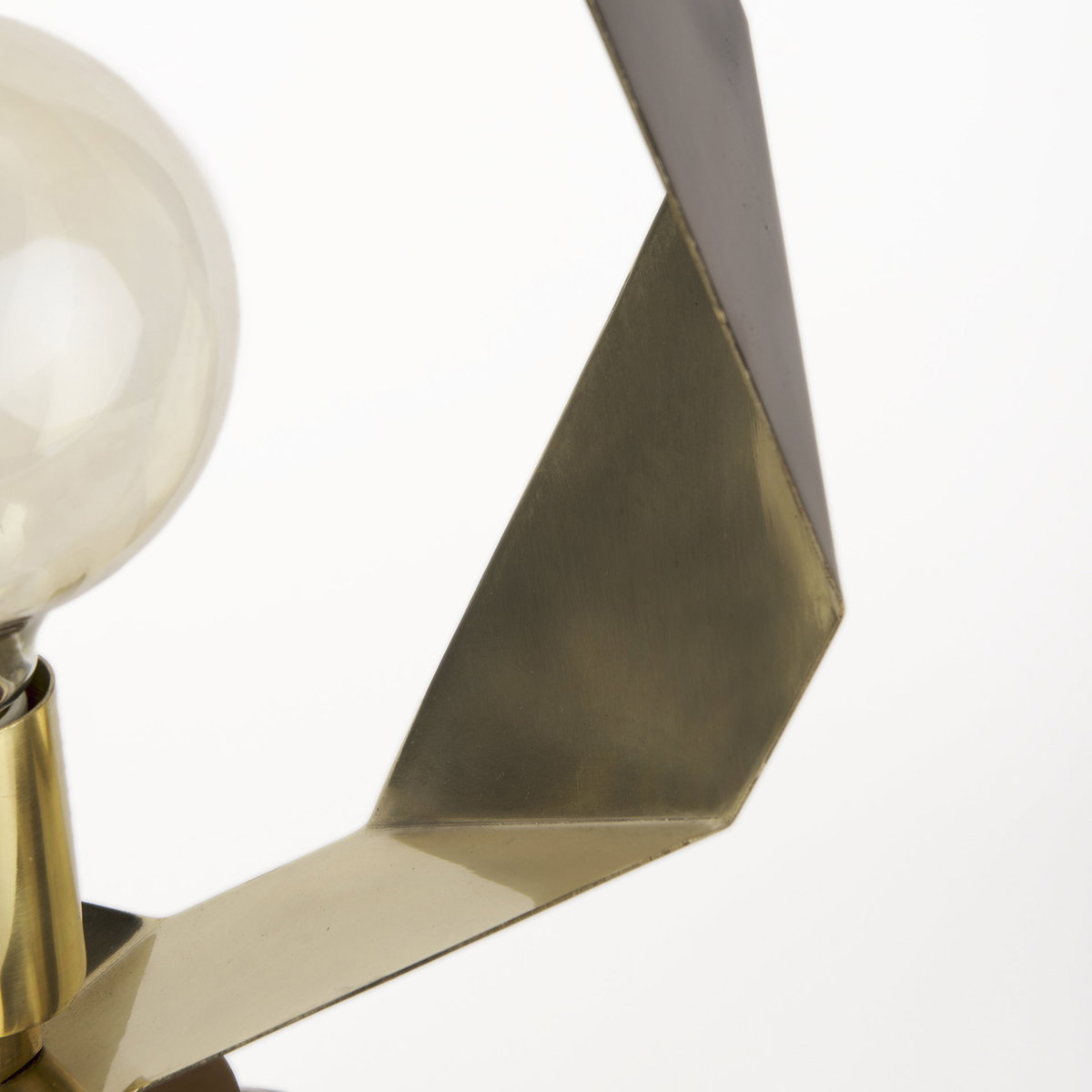 Shamir 15L x 15W Gold Geometric Metal Table Lamp, by Mercana, 14.5" length x 14.5" width x 18.7" height View 10
