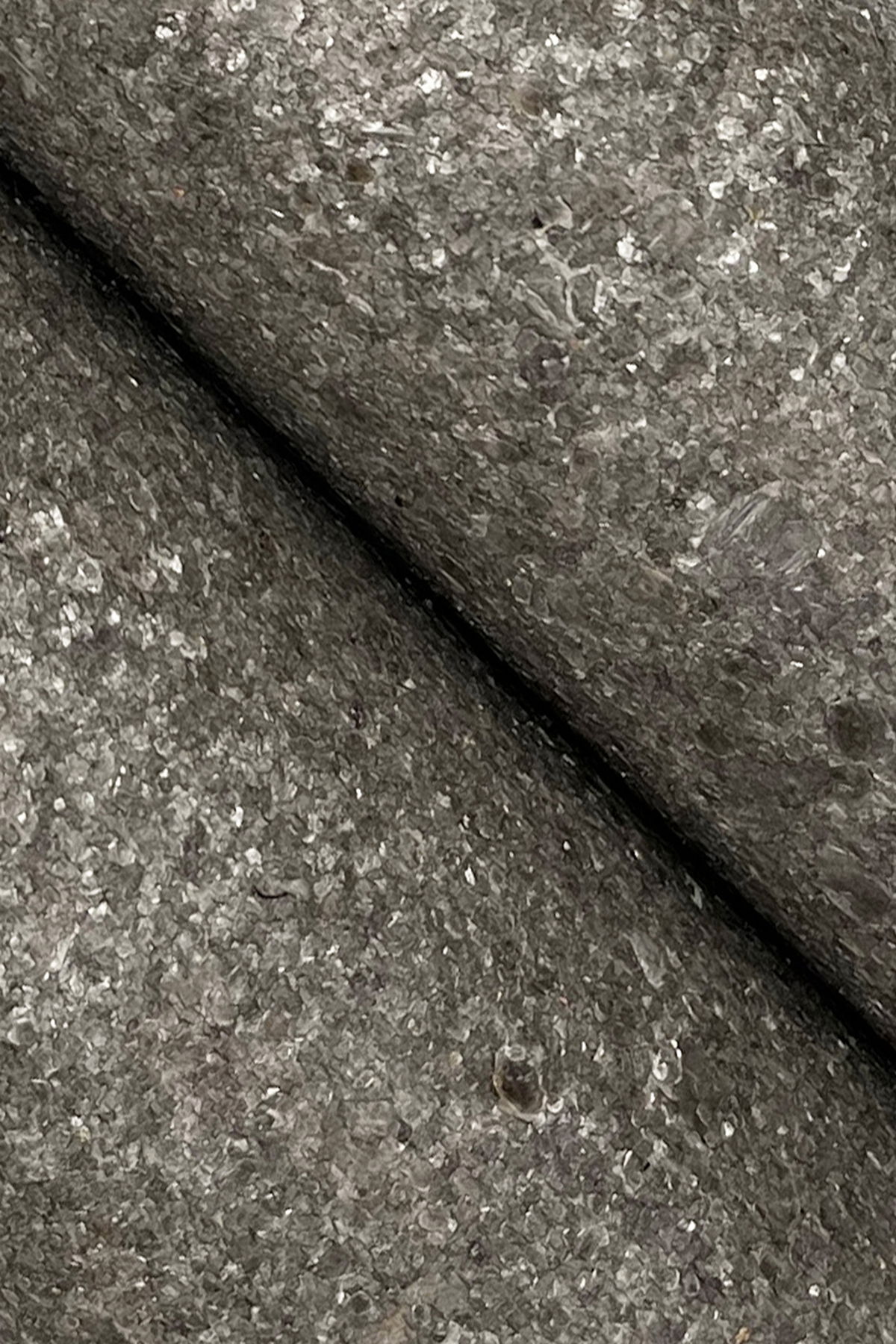 Brilliant Mica Graphite Wallpaper large image 
