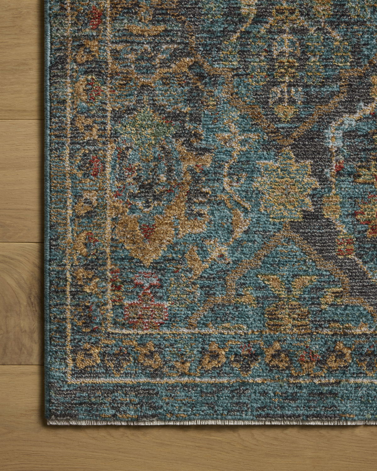 Loloi Winchester Rug, 1'6" length x 1'6" width View 4