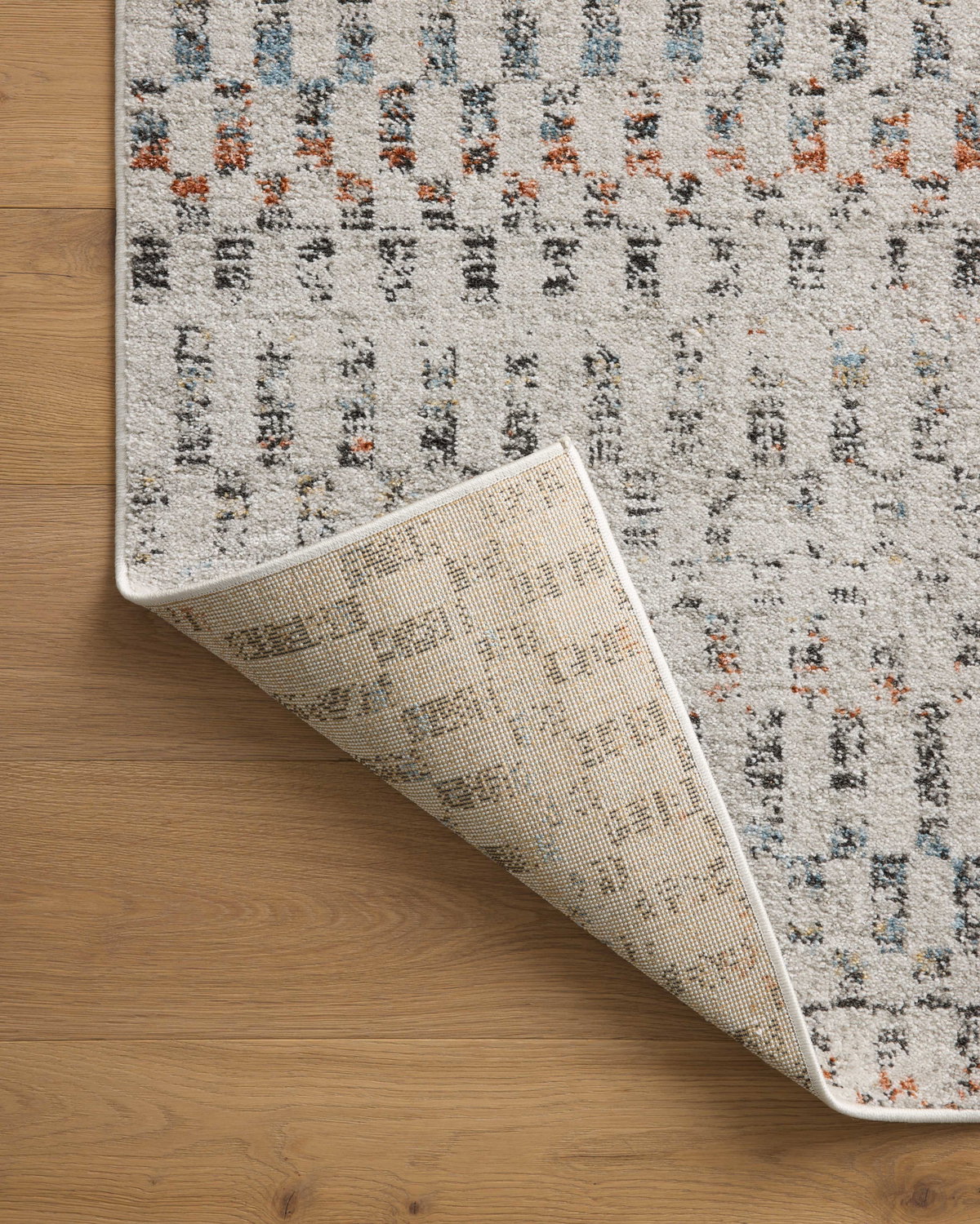 Loloi Kamala Rug, 4' length x 6' width View 6