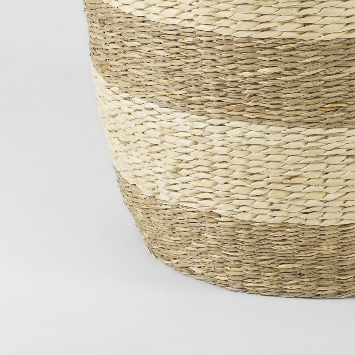 Bradley (Set of 2) Light Brown with Striped Seagrass Basket with Handles, Bins & Basket by Mercana, 18.11" length x 18.11" width x 16.14" height View 8