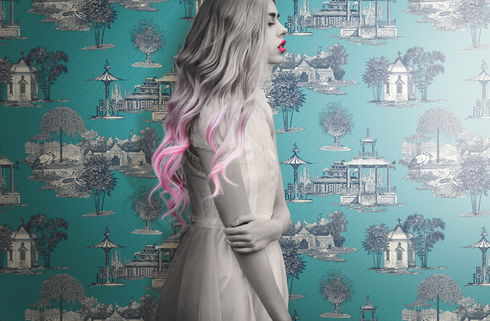 Mandarin Blue & White Wallpaper