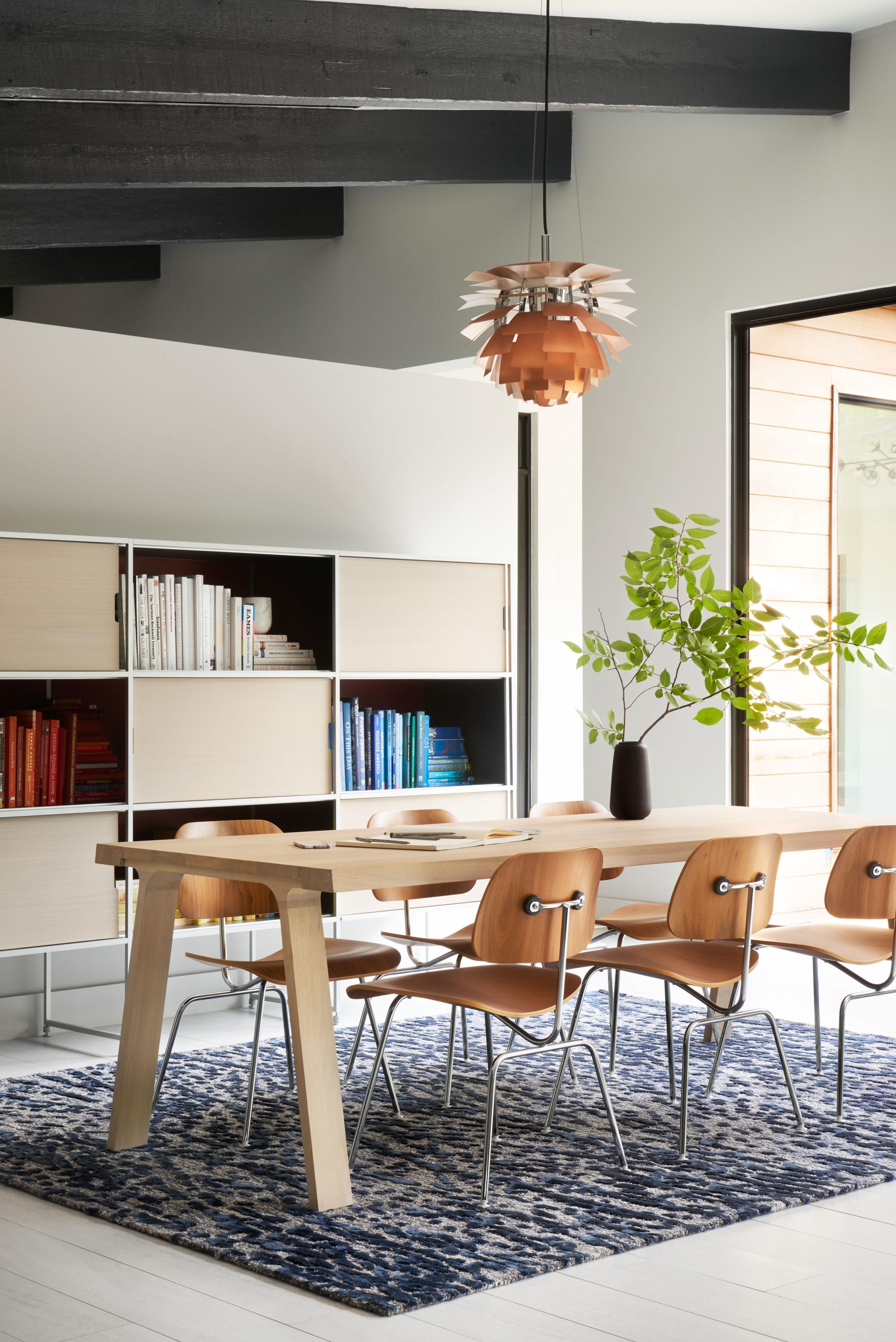 Loloi Juneau Rug, 1'6" length x 1'6" width View 2