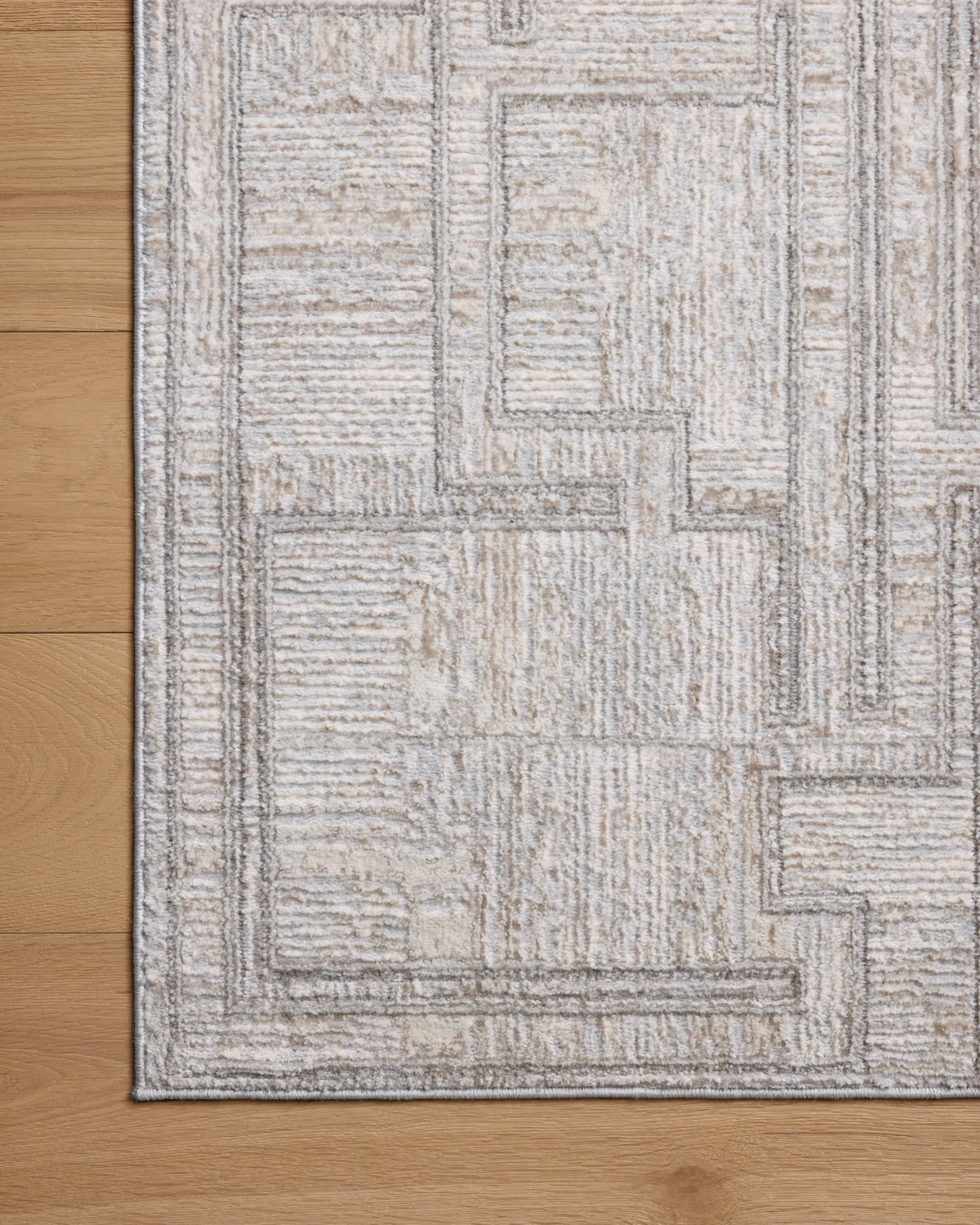 Loloi Hollis Rug, 1'6" length x 1'6" width View 5