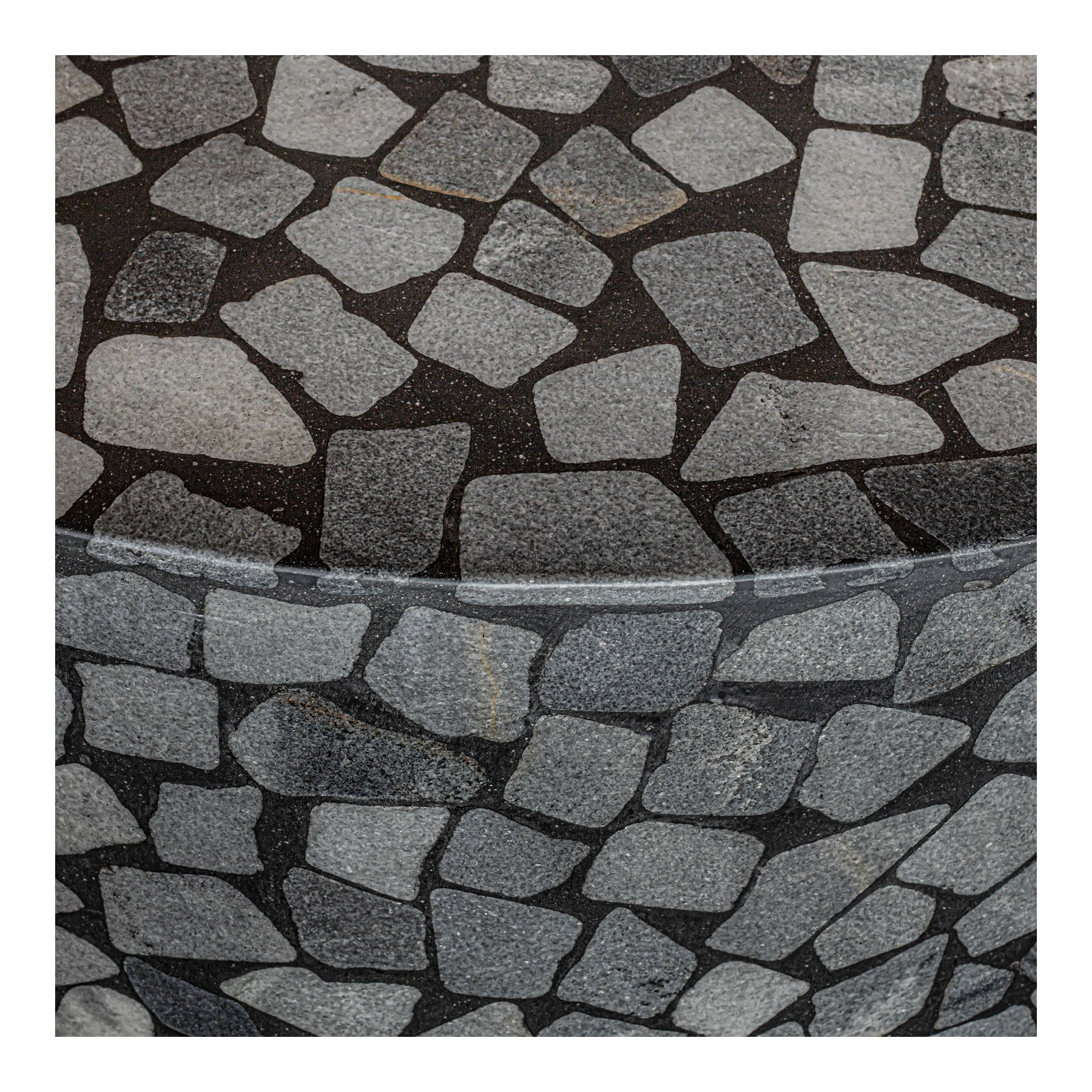 Kiri Outdoor Coffee Table Black large image 
