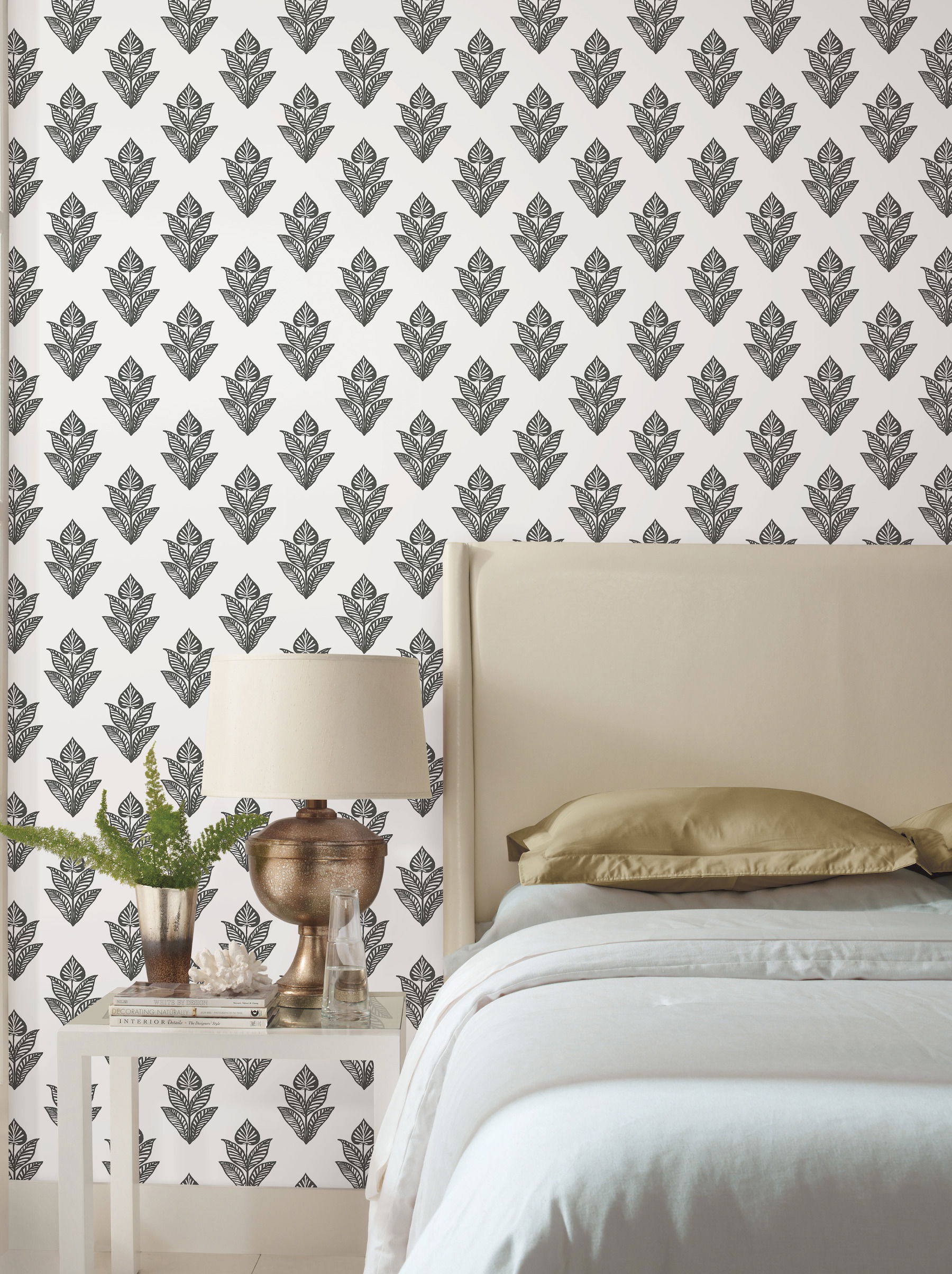 Lotus Motif Black & White Wallpaper large image 