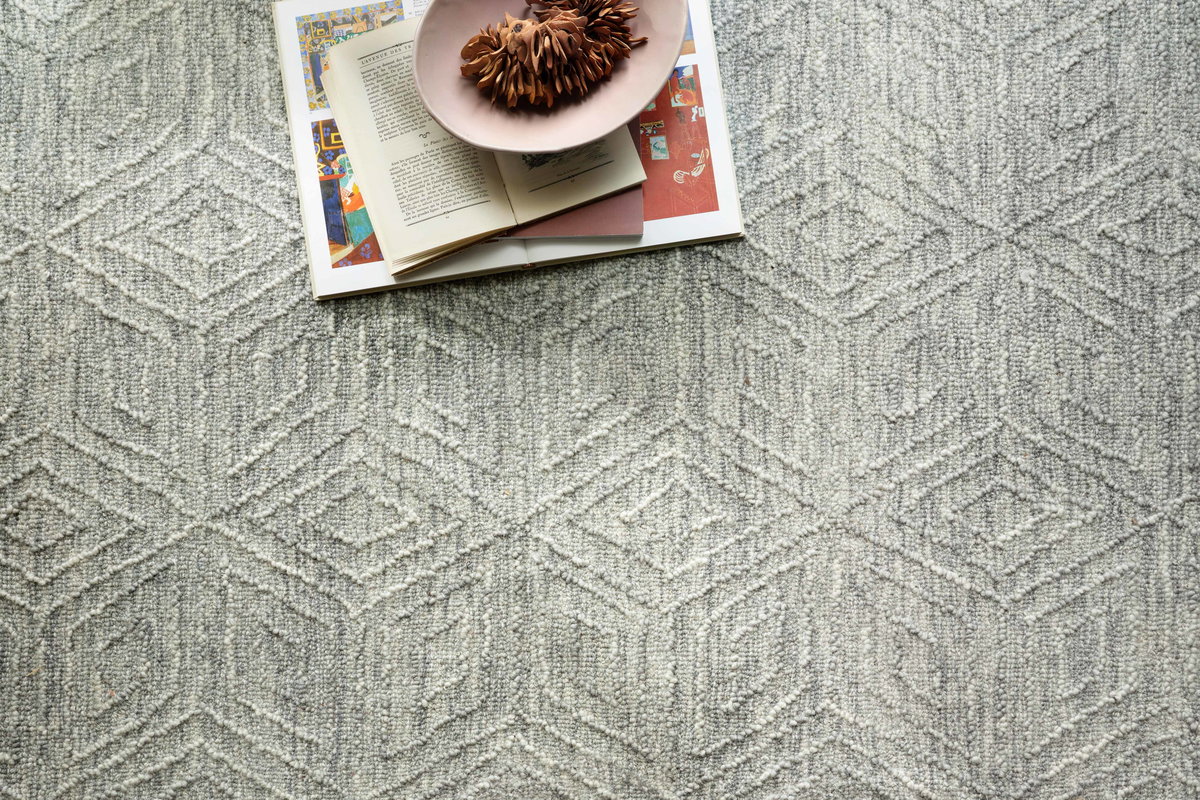 Magnolia Home by Joanna Gaines x Loloi Sarah Rug, 2'3" length x 3'9" width View 3
