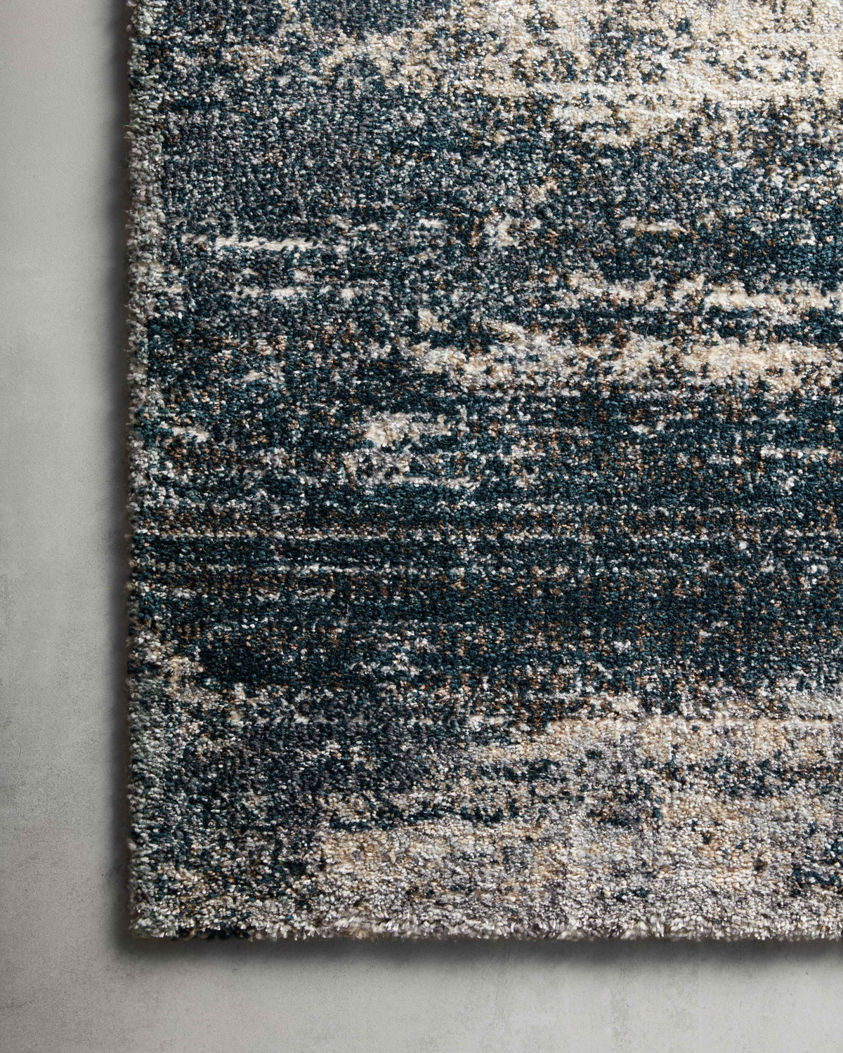 Loloi Augustus Rug, 3'7" length x 5'7" width View 4