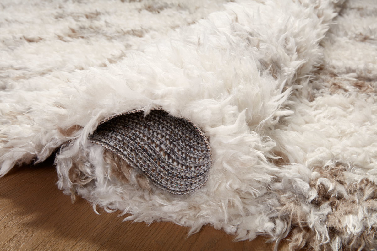 Angela Rose x Loloi Amira Rug, 2'7" length x 8' width View 6
