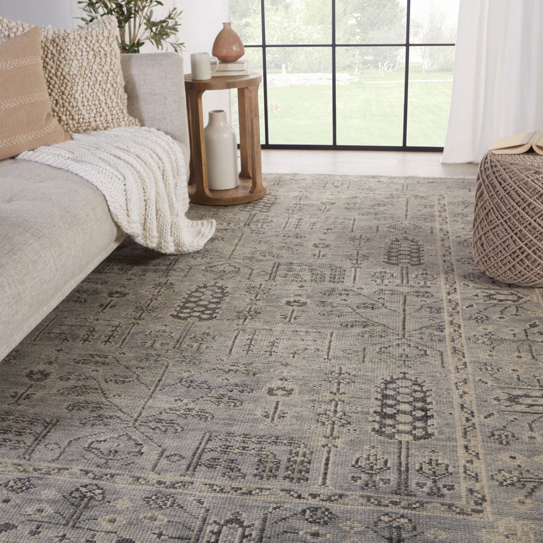 Ginerva Floral Hand Knotted Wool Gray Area Rug large image 