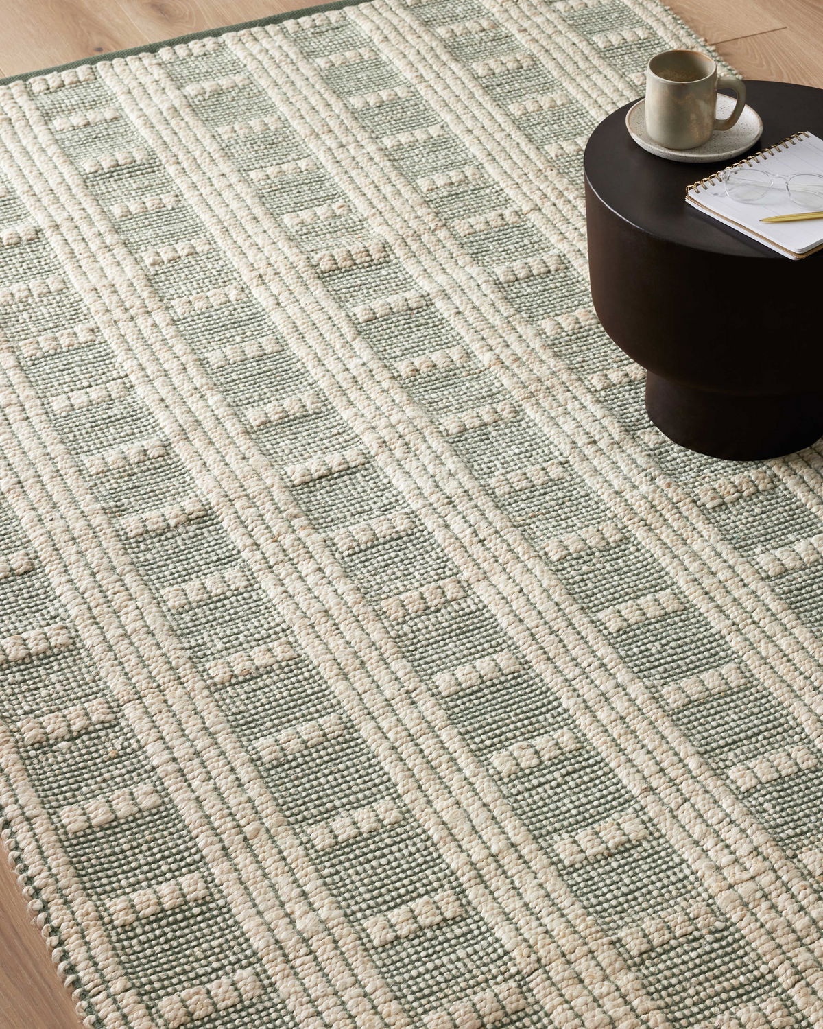 Angela Rose x Loloi Colton Rug, 2'6" length x 8' width View 4