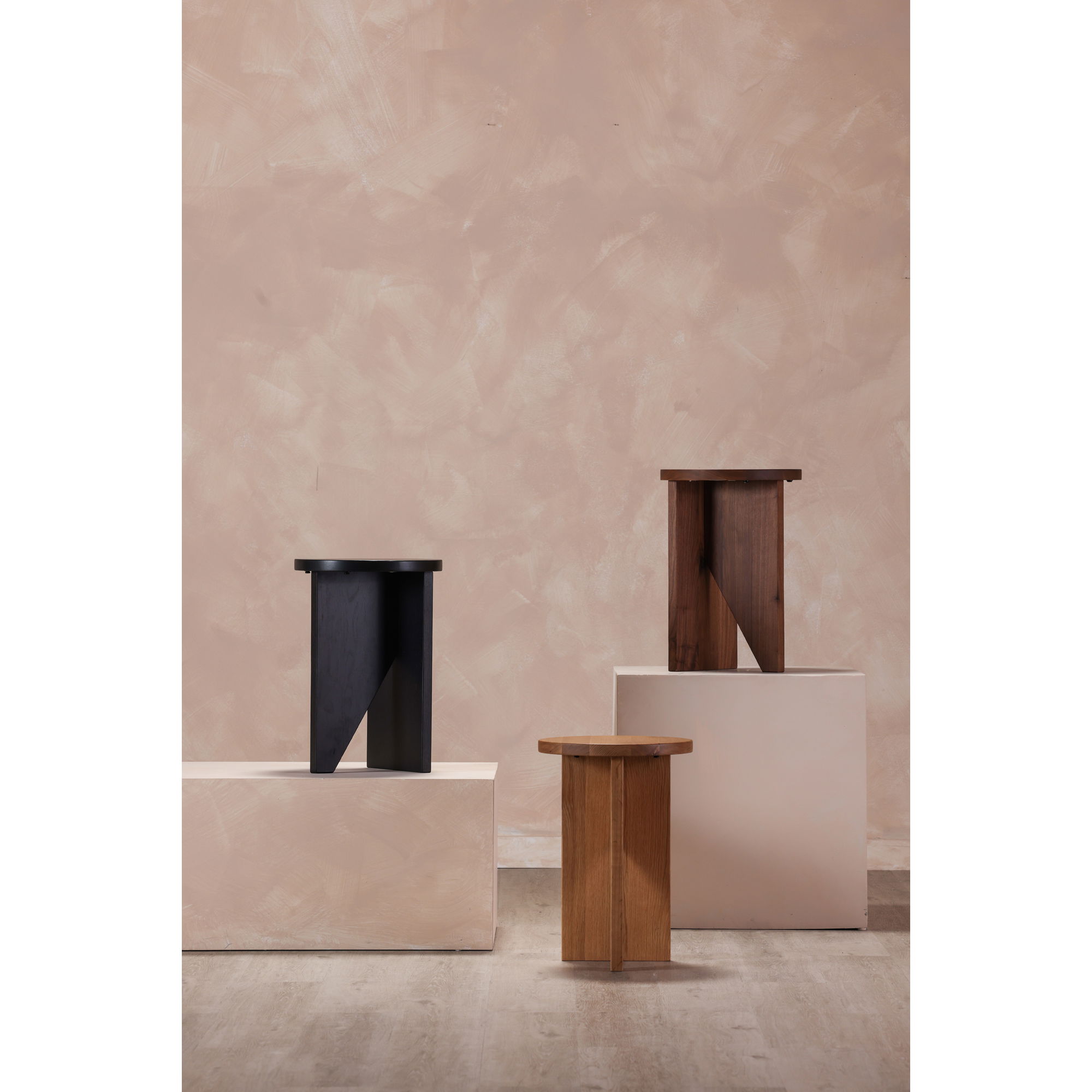 Grace Accent Table Black Oak large image 