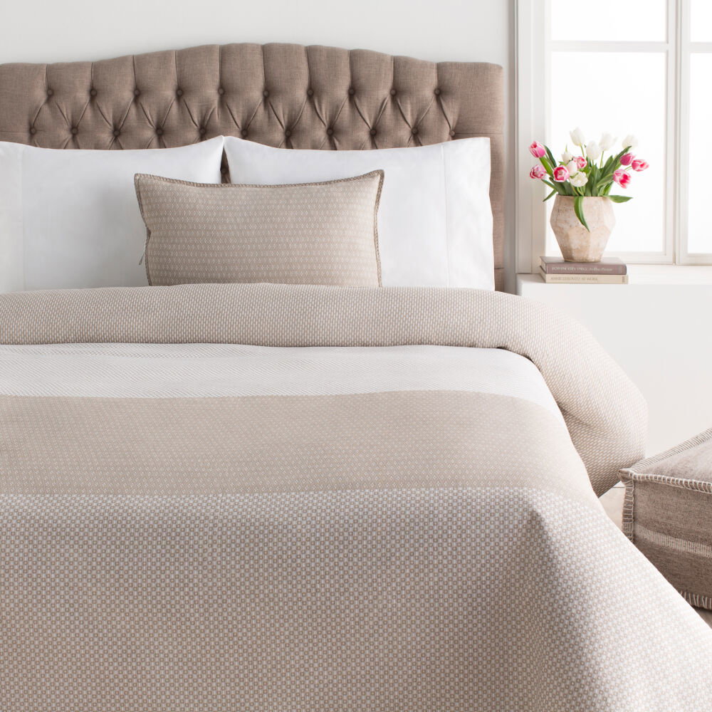 Japiko Duvet, by Surya, 20" length x 26" width
