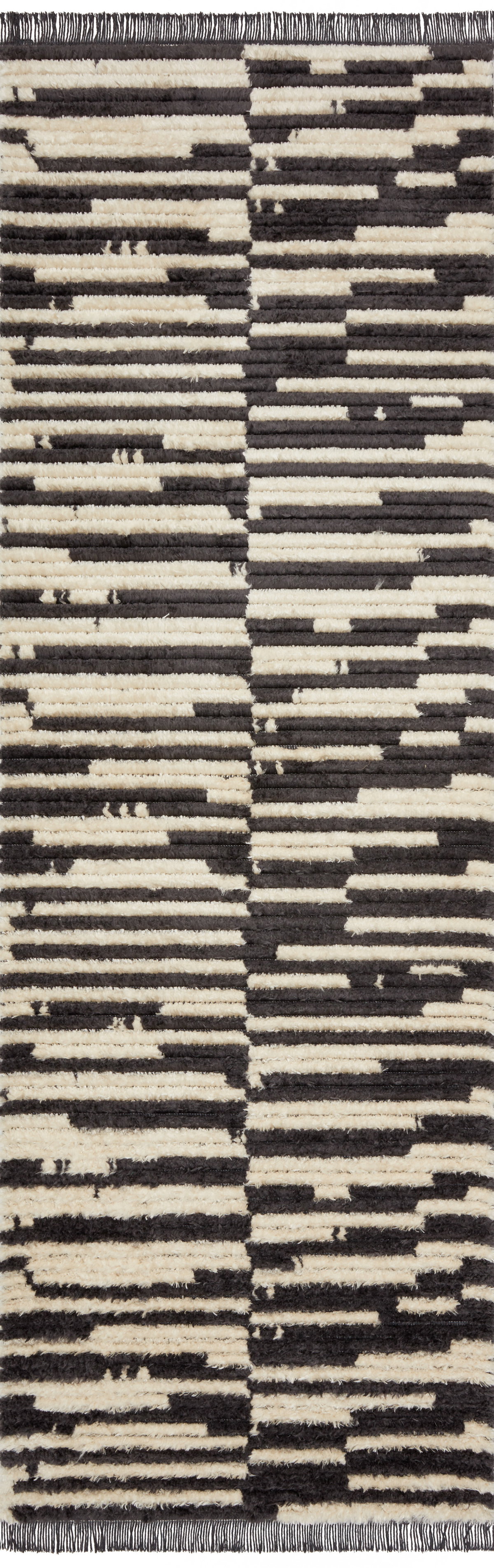 Chris Loves Julia x Loloi Alice Rug, 2'7" length x 12' width View 4