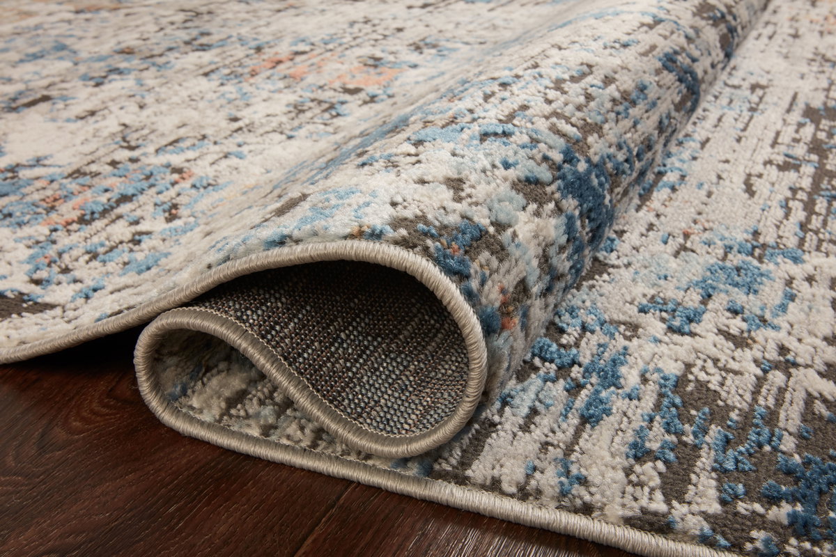 Loloi Bianca Rug, 2'8" length x 4' width View 4