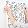 Limoncello Toile Black Wallpaper thumbnail 5