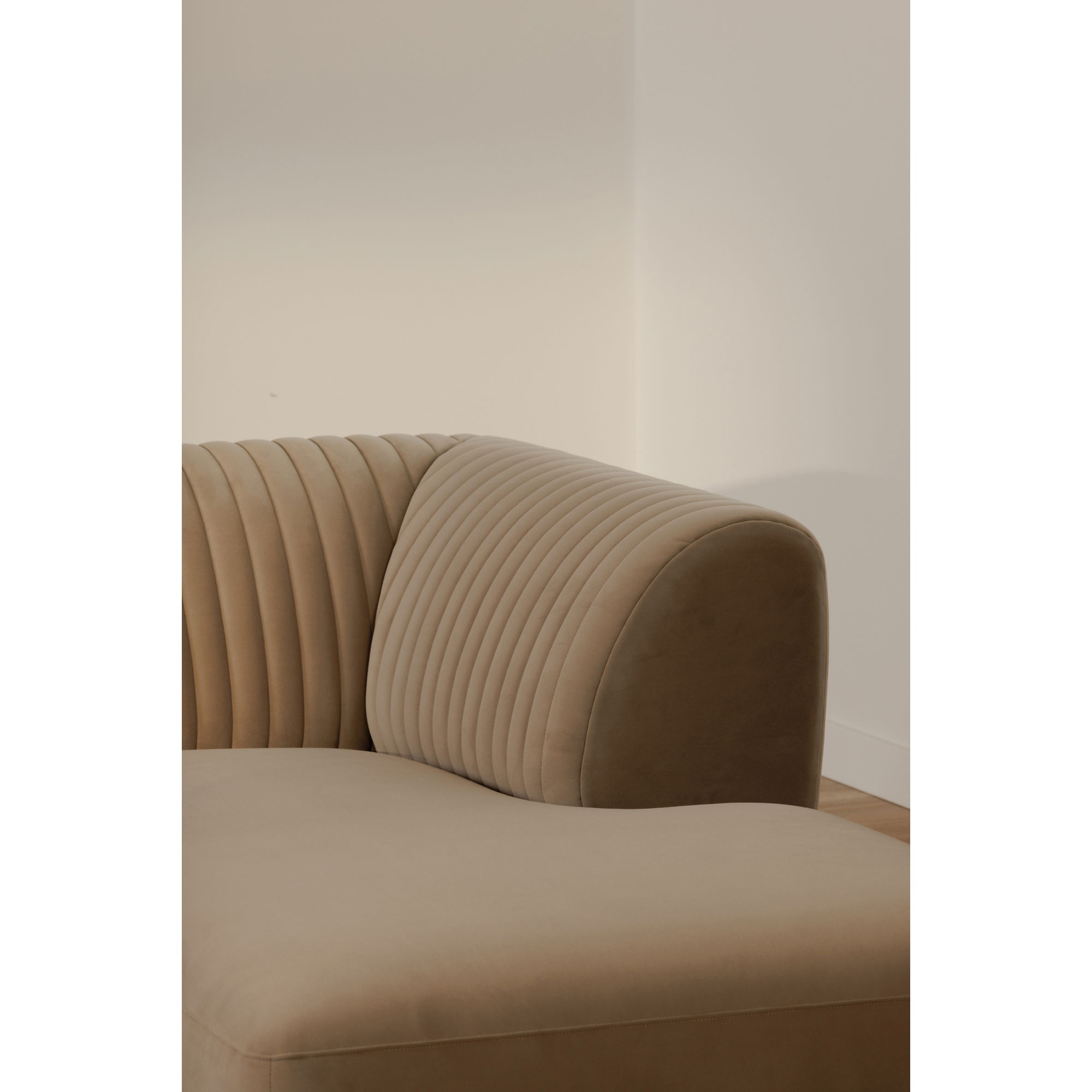 Zandro Right Sectional Beige large image 