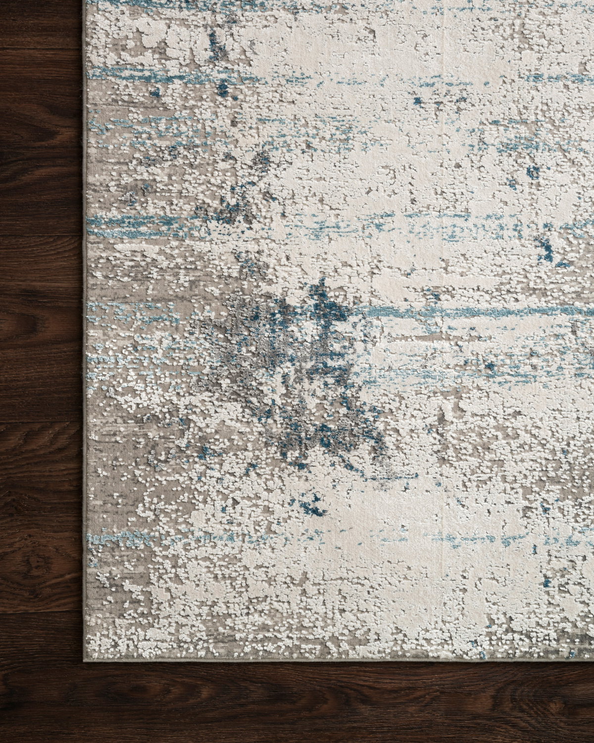Loloi Sienne Rug, 2'7" length x 8' width View 3