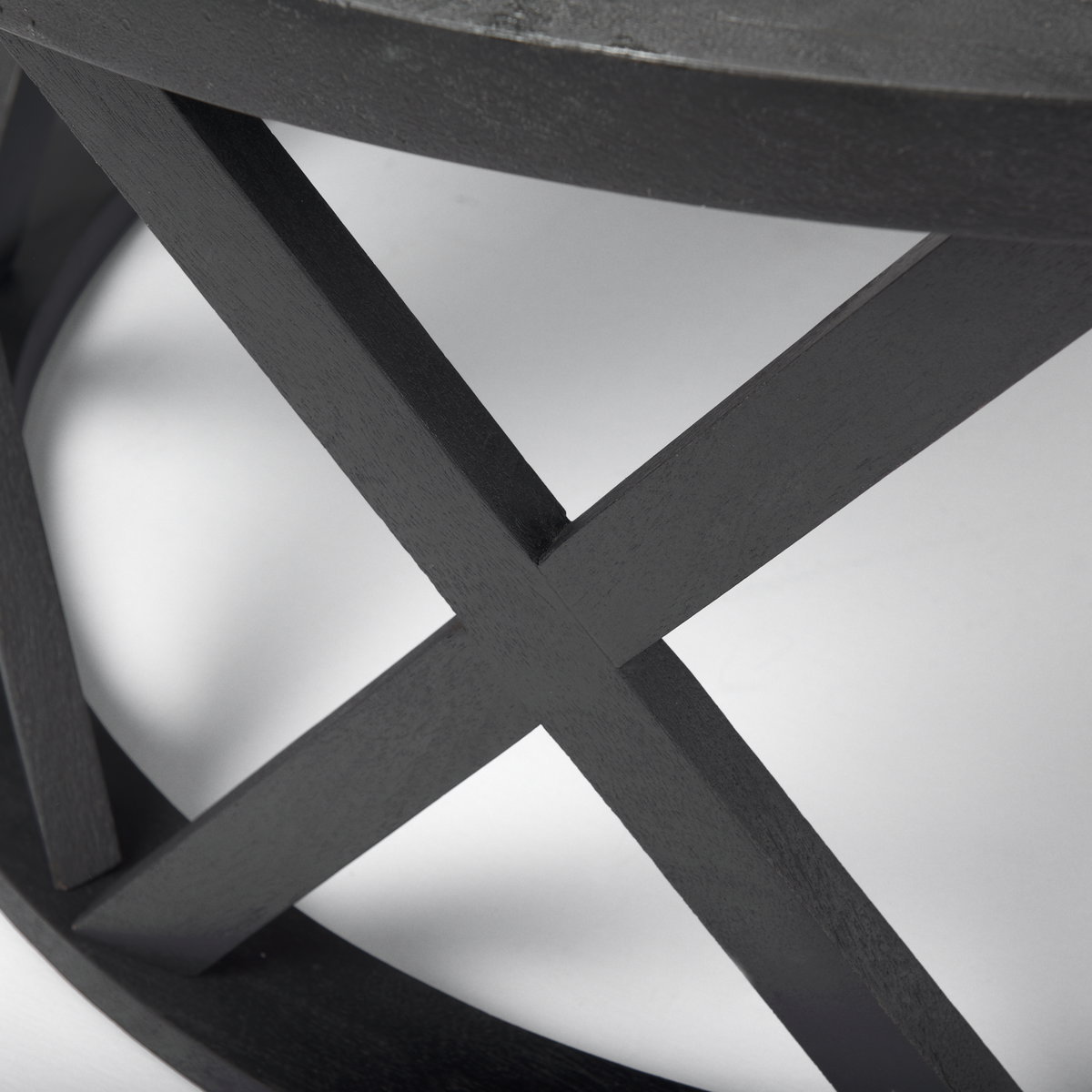 Forsey  28.0L x 45.3W x 18.0H Black Solid Wood Round Coffee Table, by Mercana, 45" length x 45" width x 18" height View 7