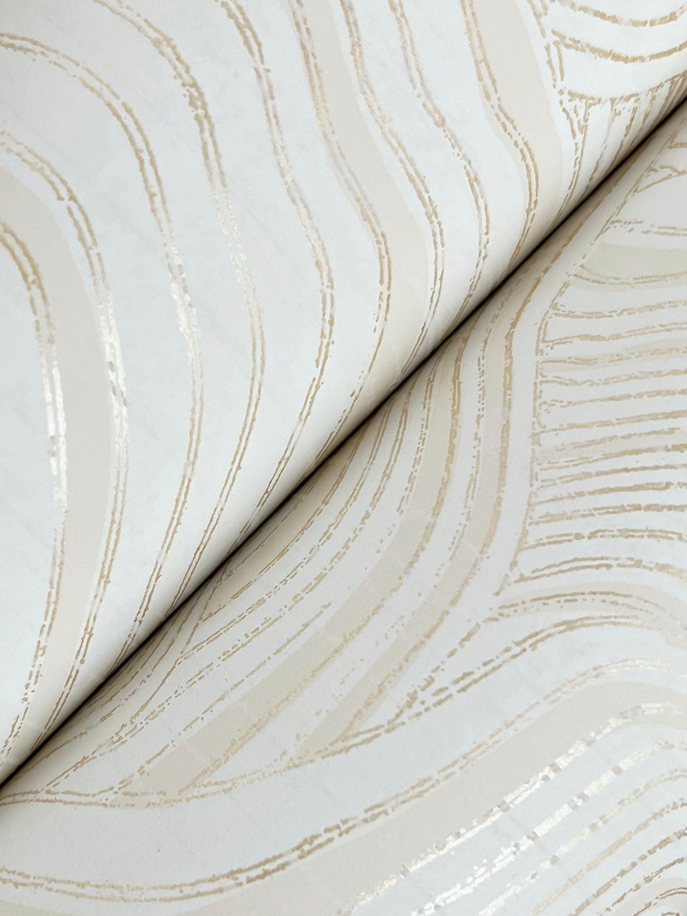 Geodes White Wallpaper large image 