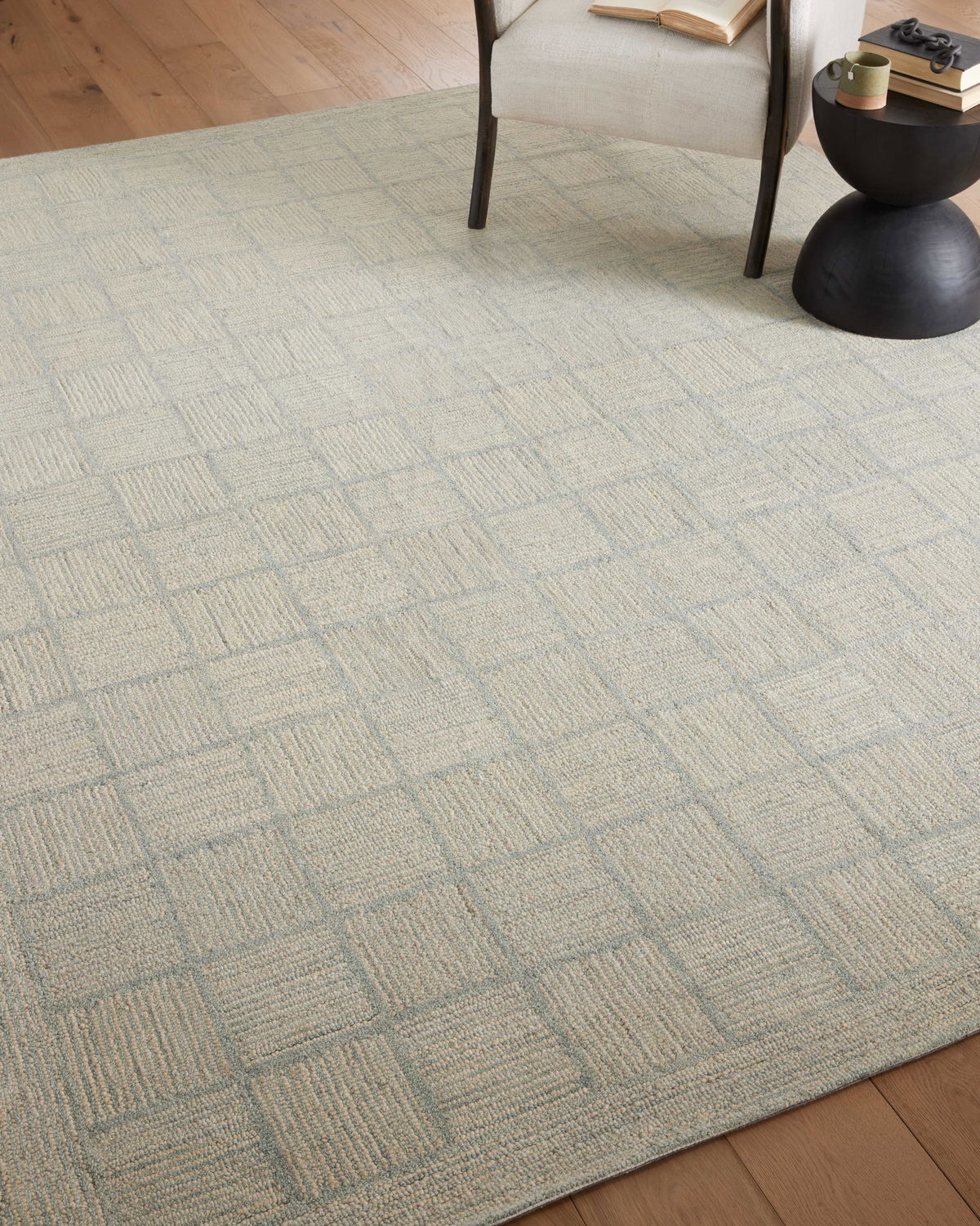 Chris Loves Julia x Loloi Francis Rug, 5' length x 7'6" width View 4