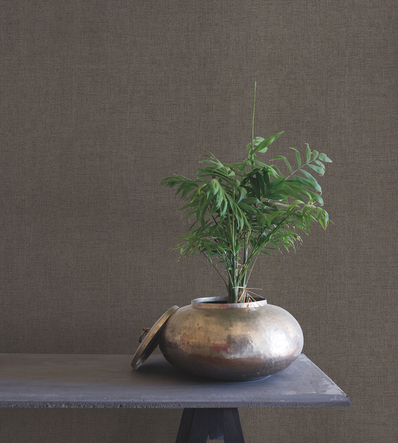 Rugged Linen Tudor Wallpaper large image 
