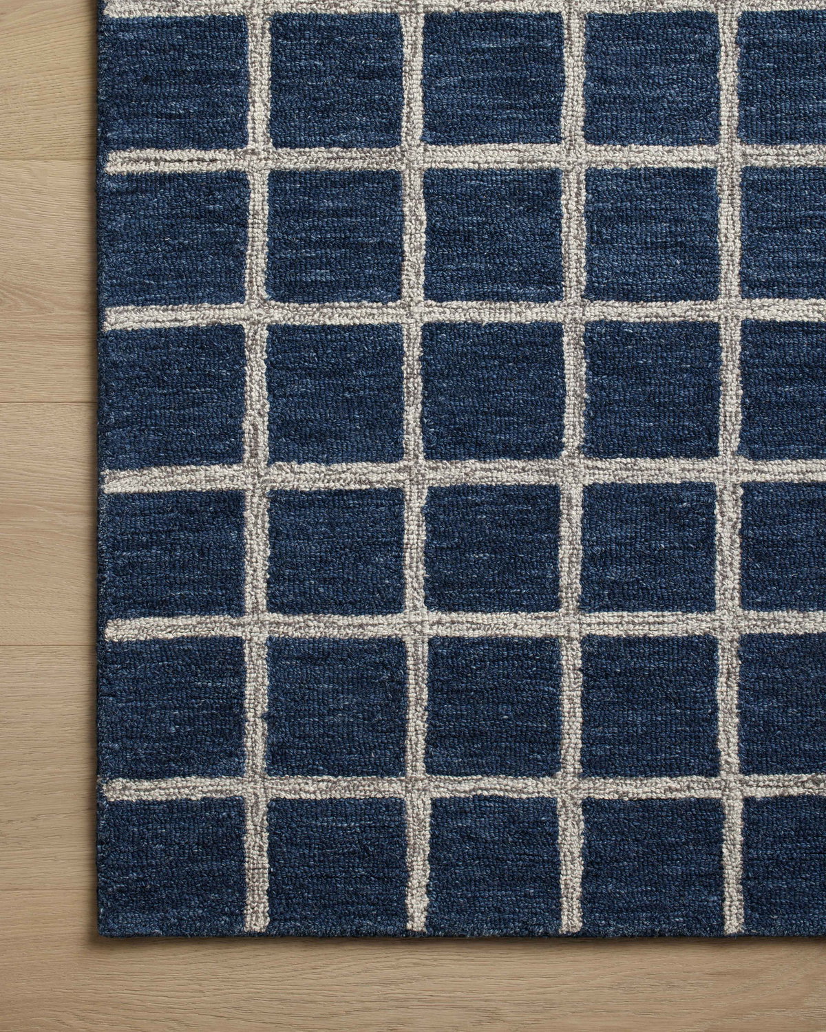 Chris Loves Julia x Loloi Polly Rug, 2' length x 5' width View 5