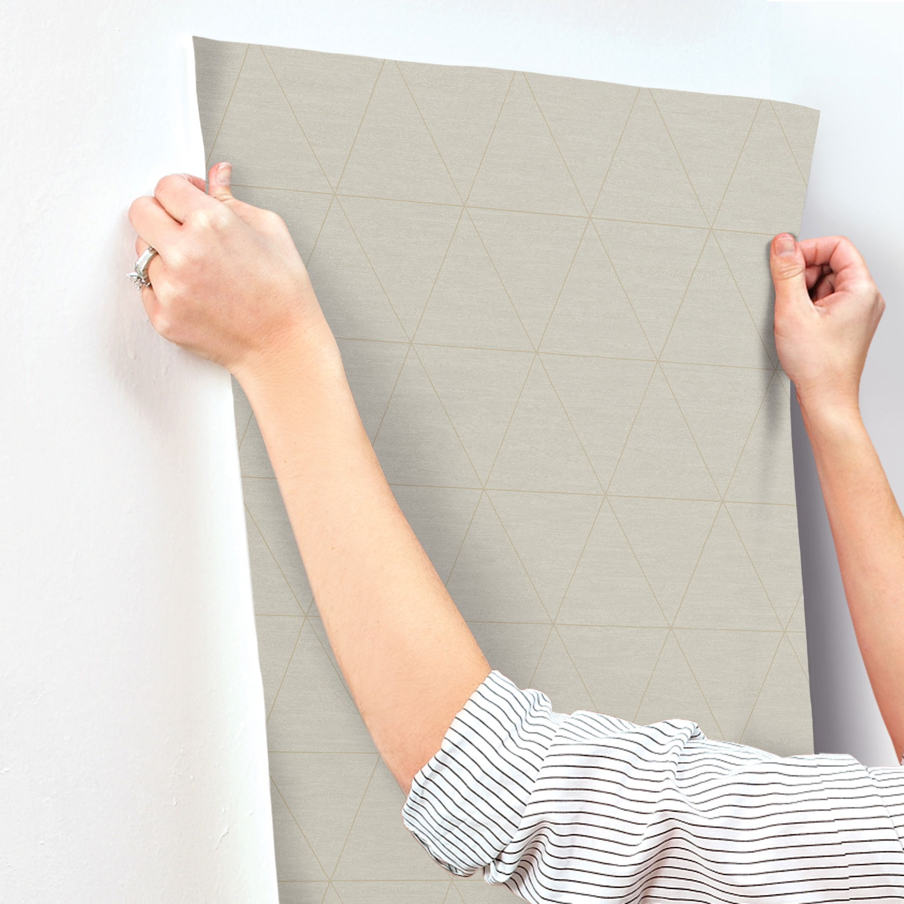 Ridge Taupe Wallpaper large image 