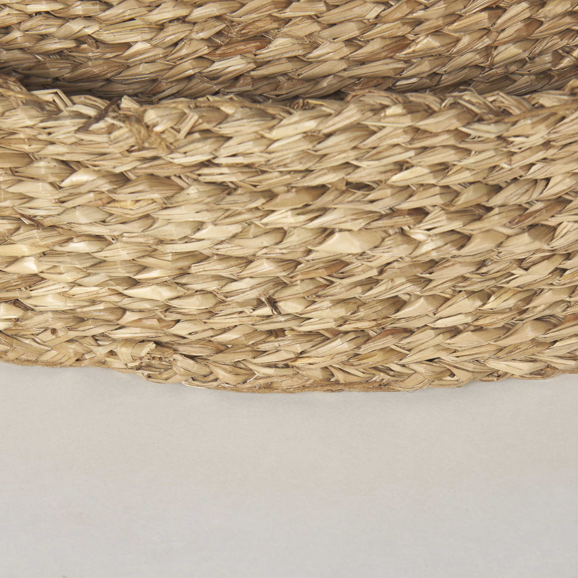 Ulana Set of 3 Round Nesting Seagrass Trays with Loop Handles, Decorative Tray by Mercana, 26.38" length x 26.38" width x 3.94" height View 8